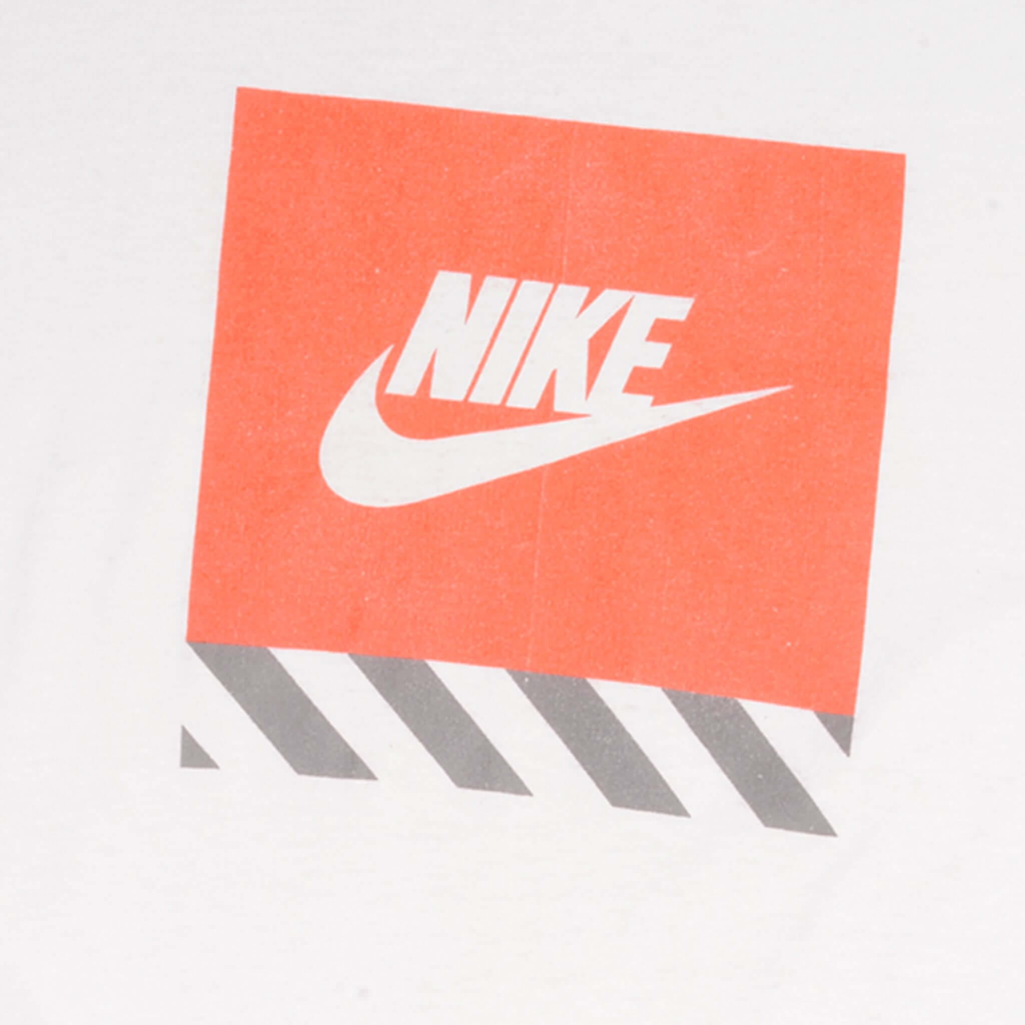 VINTAGE NIKE BOX LOGO TEE SHIRT 1987-1992 SIZE MEDIUM MADE IN USA