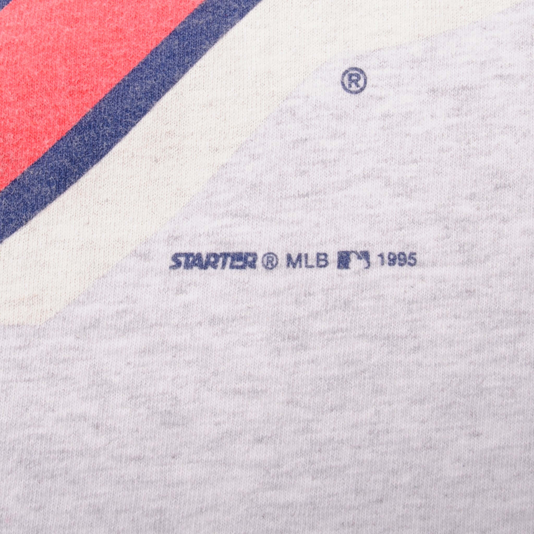 Vintage MLB Cleveland Indians Tee Shirt 1995 Size 2XLarge Made In USA With Single Stitch Sleeves.