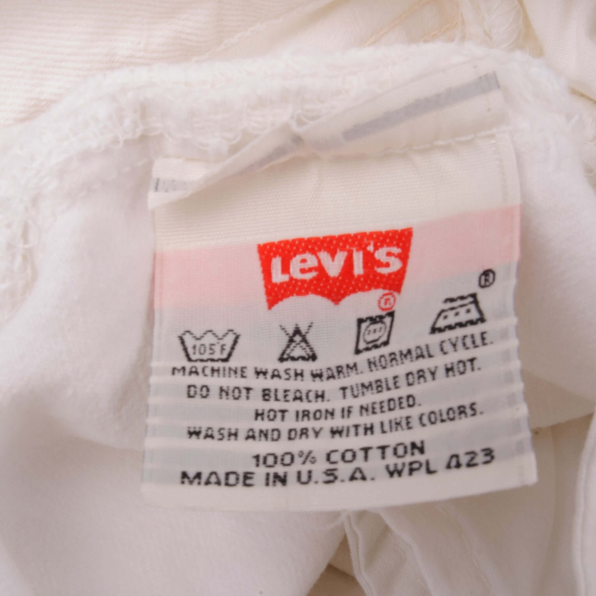 Beautiful White Levis 501 Jeans 1993 Made in USA. Size on Tag 33X32 Back Button #524
