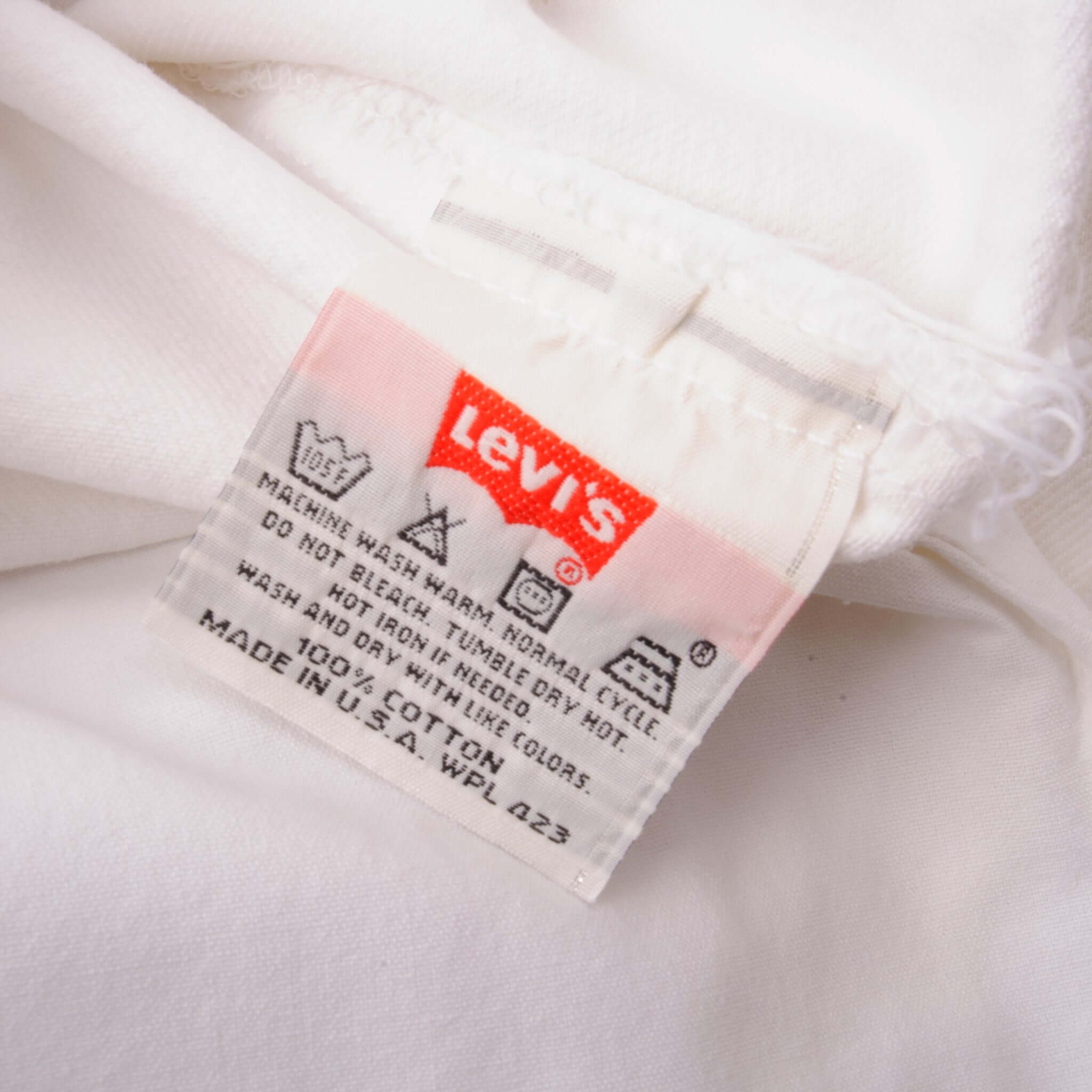 Beautiful White Levis 501 Jeans 1993 Made in USA. Size on Tag 33X32 Back Button #524