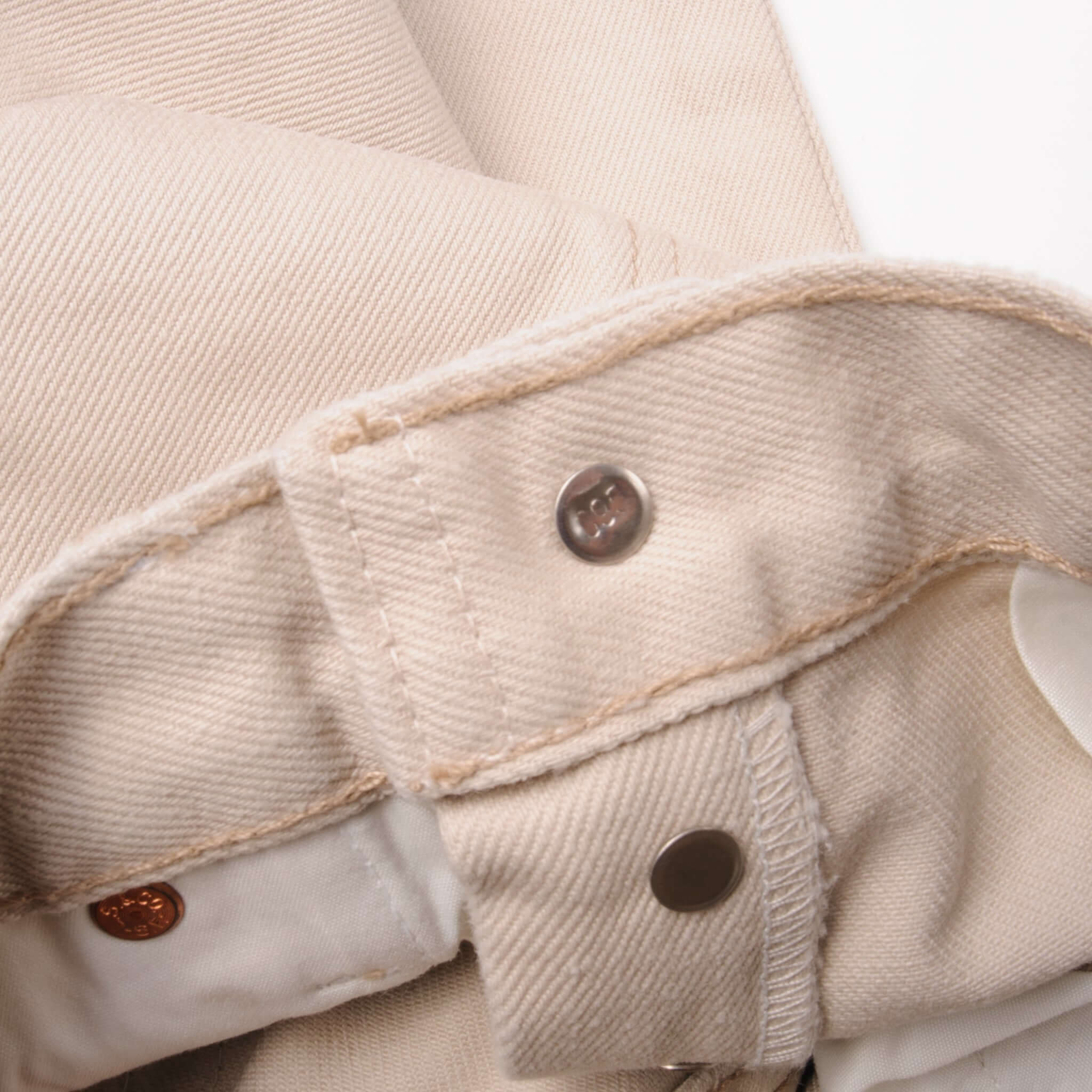 Beautiful Beige Levis 501 Jeans 1993 Made in USA. Size on Tag 30X32 Back Button #695