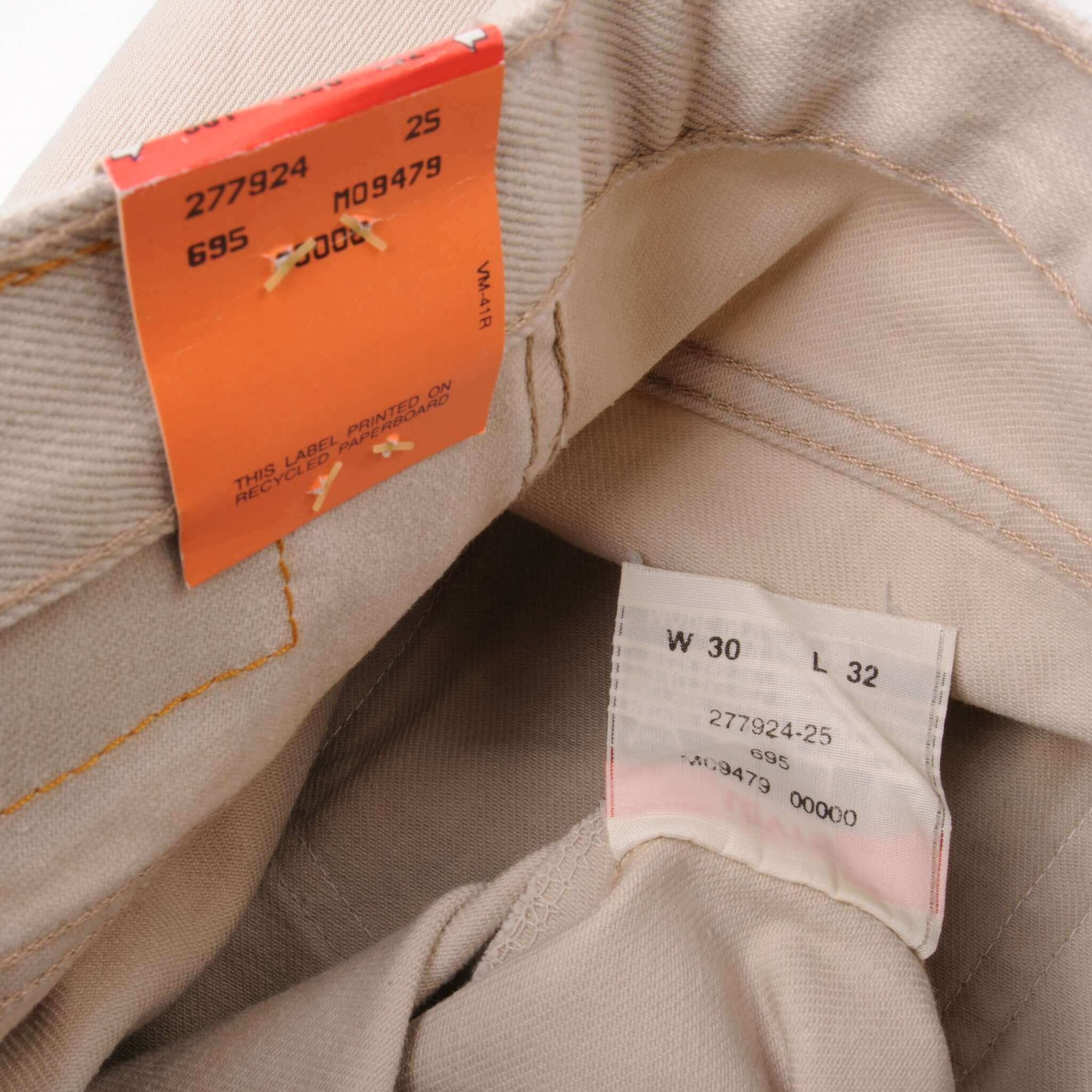 Beautiful Beige Levis 501 Jeans 1993 Made in USA. Size on Tag 30X32 Back Button #695