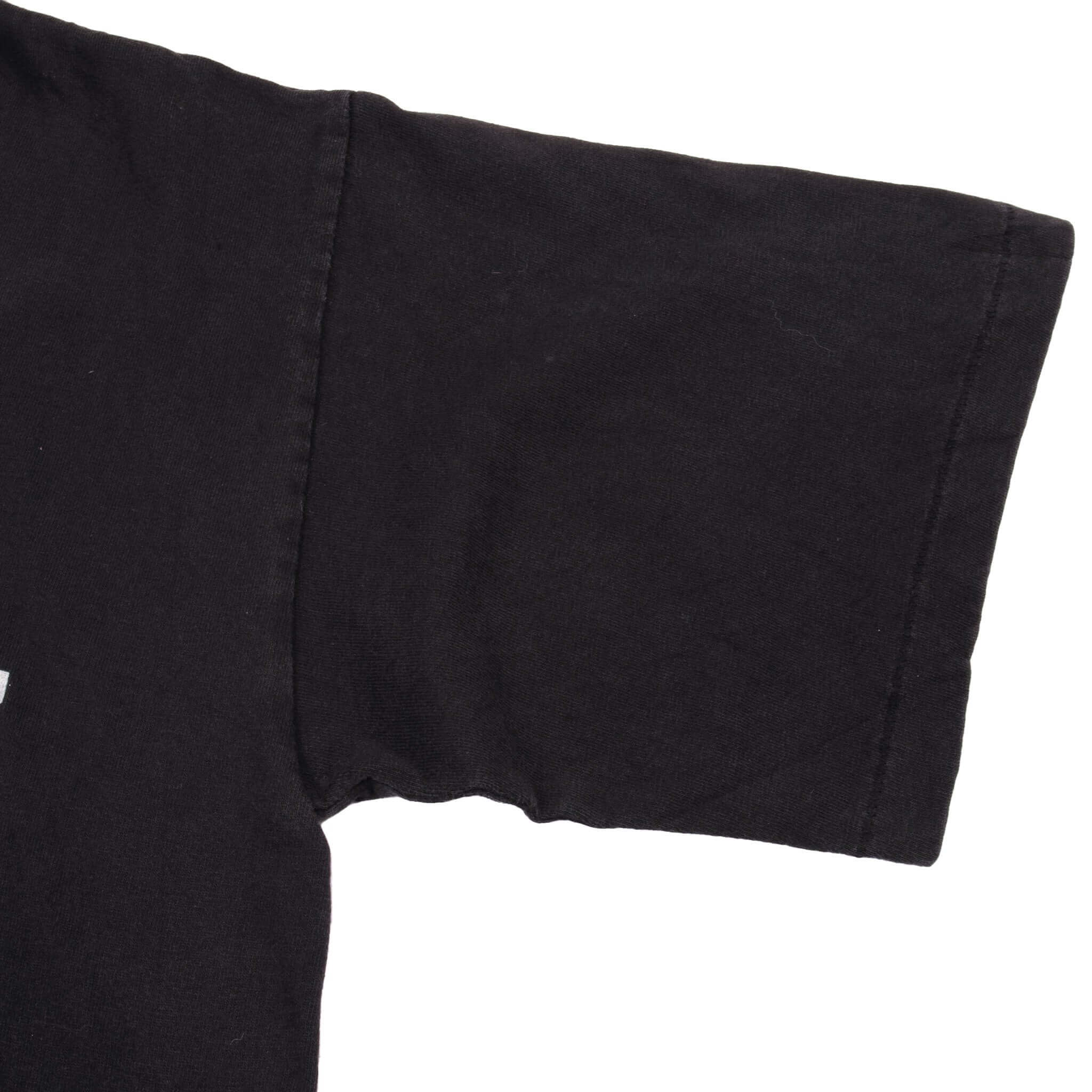 Vintage NFL Los Angeles Raiders Real Men Wear Black Tee Shirt 1995 Size Medium Made In USA With Single Stitch Sleeves