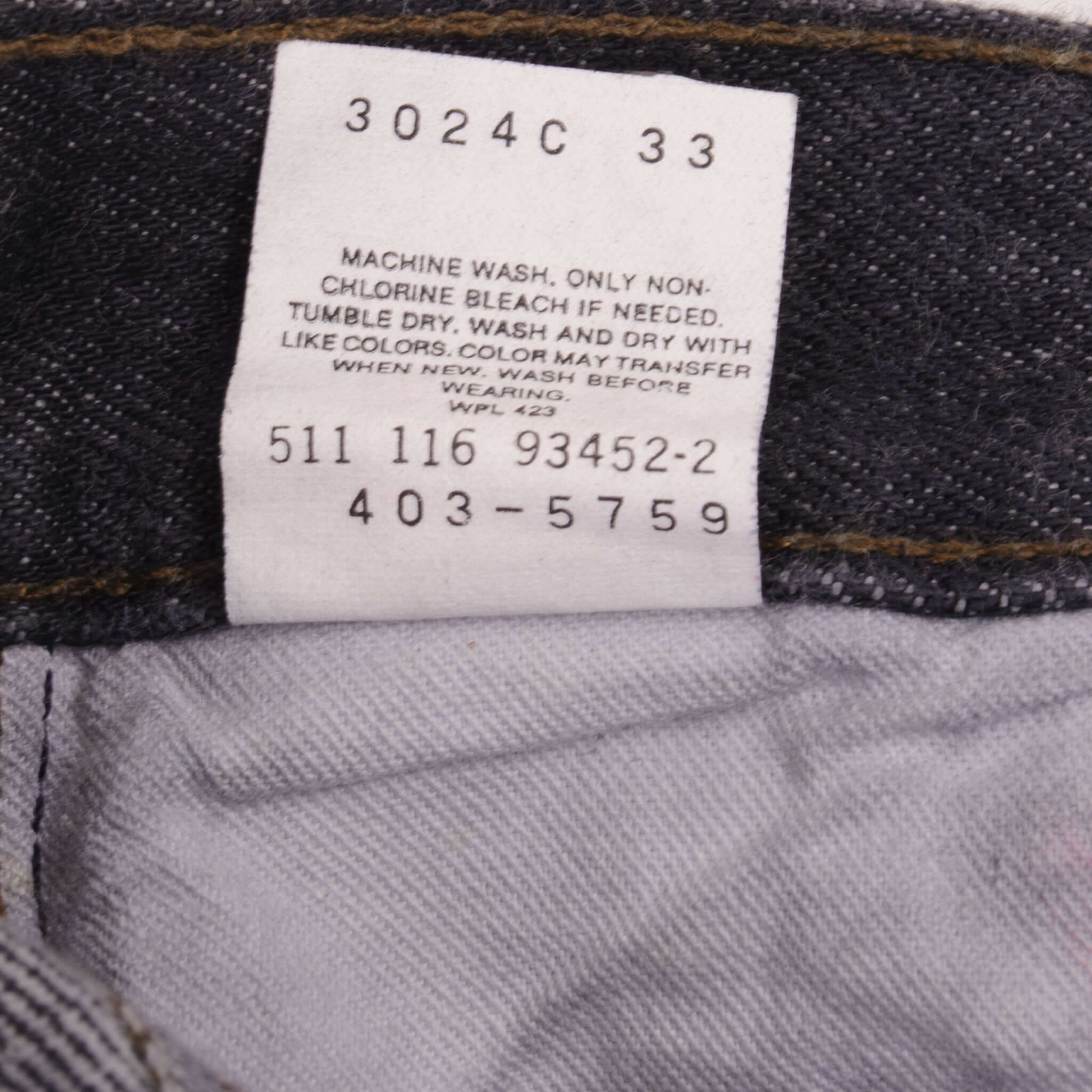 Vintage Levis 501 Preshrunk Jeans 1984 Size 24X26 1/2 W24 L26 1/2 Made In Usa Deadstock Size on Tag 31X33 Back Button #511