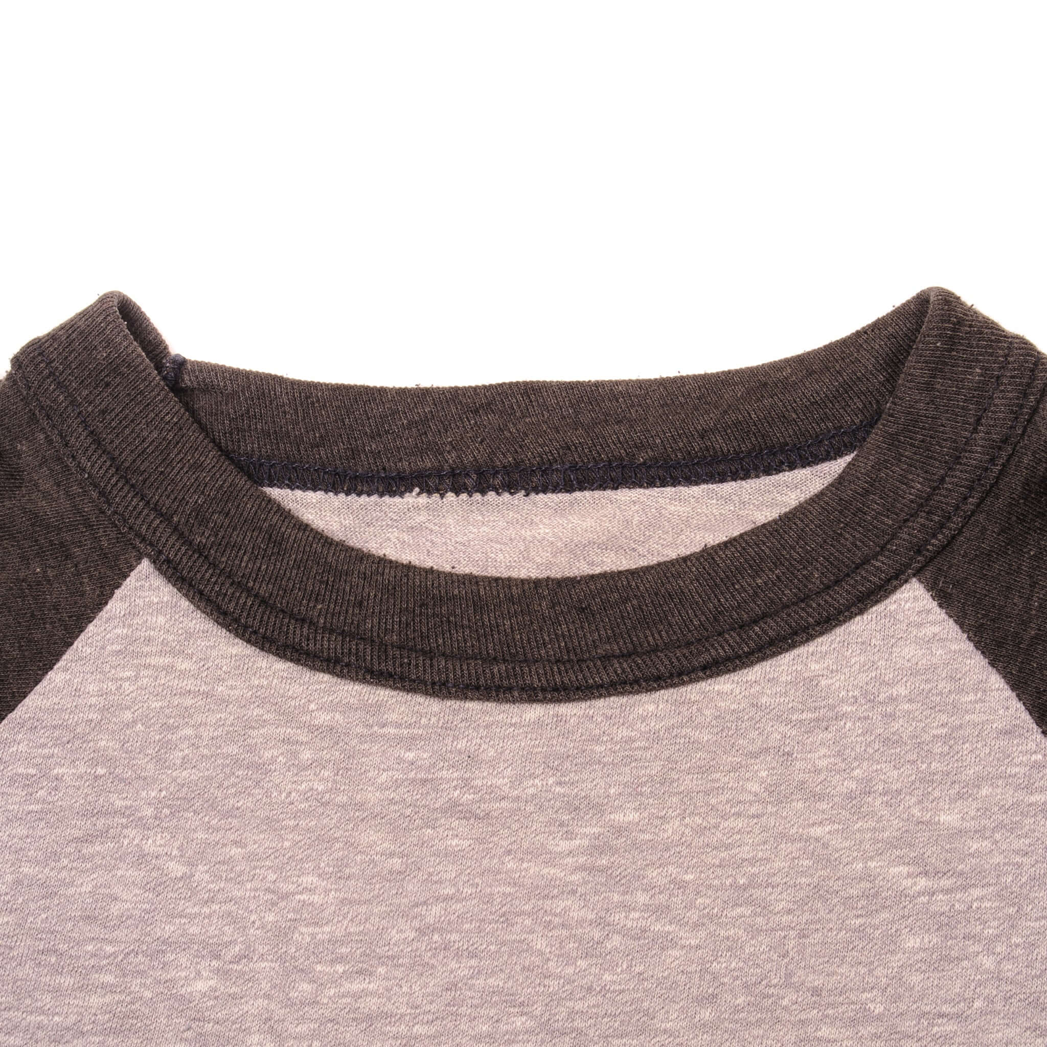 Vintage The Police, Joan Jett and the Blackhearts, R.E.M. concert at the Shea Stadium Raglan Roxanne Music LTD Tee Shirt 1993 size Medium with single stitch sleeves.