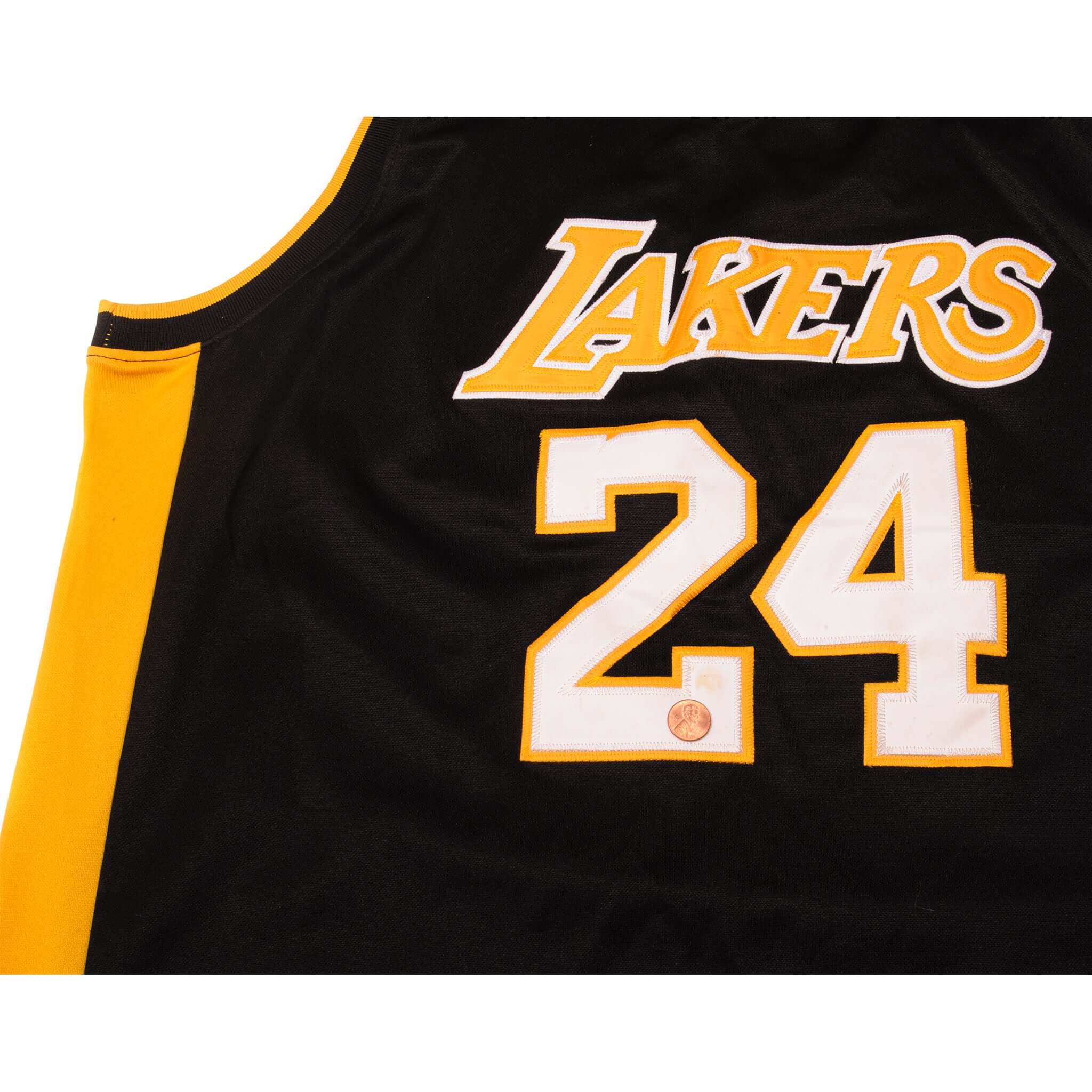 VINTAGE HARDWOOD CLASSICS NBA LAKERS 24 BRYANT JERSEY SIZE 2XL