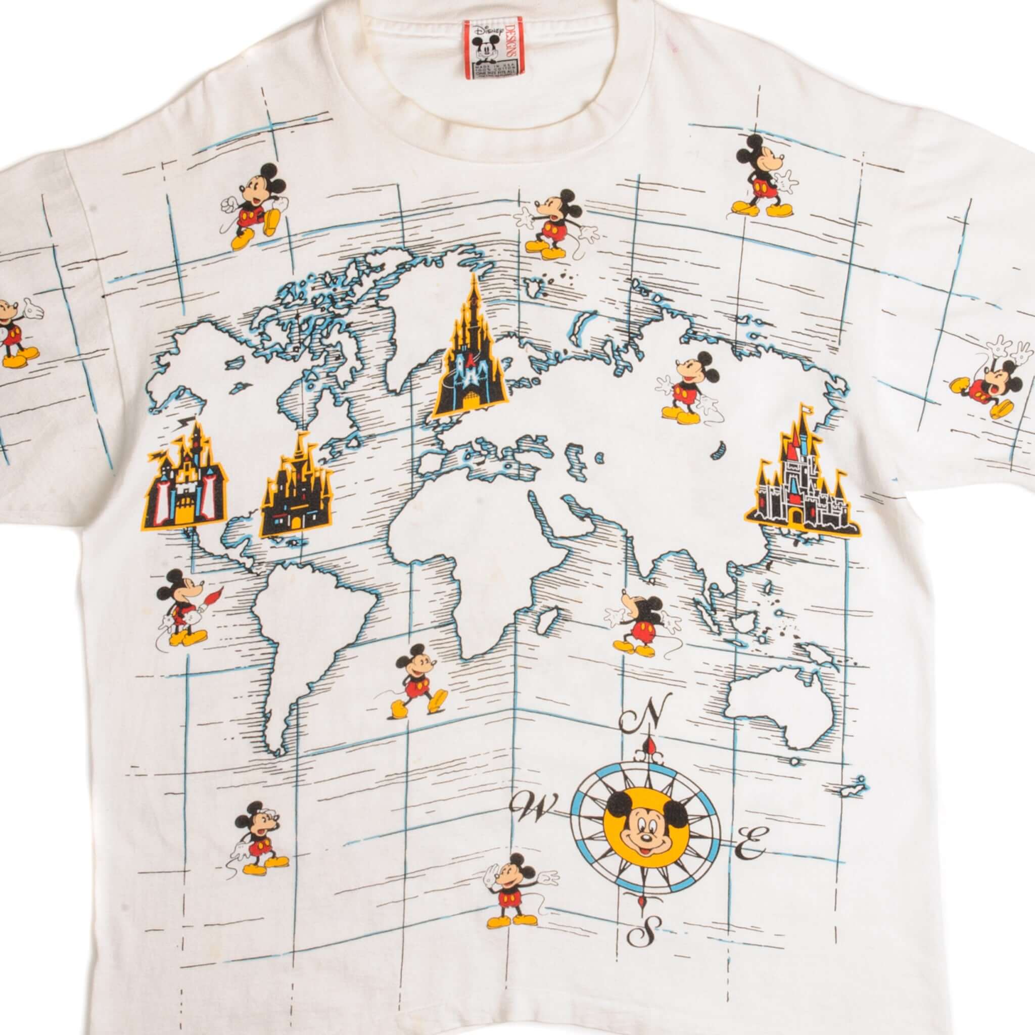 VINTAGE ALL OVER PRINT DISNEYLAND TEE SHIRT 1990s SIZE XL MADE IN USA