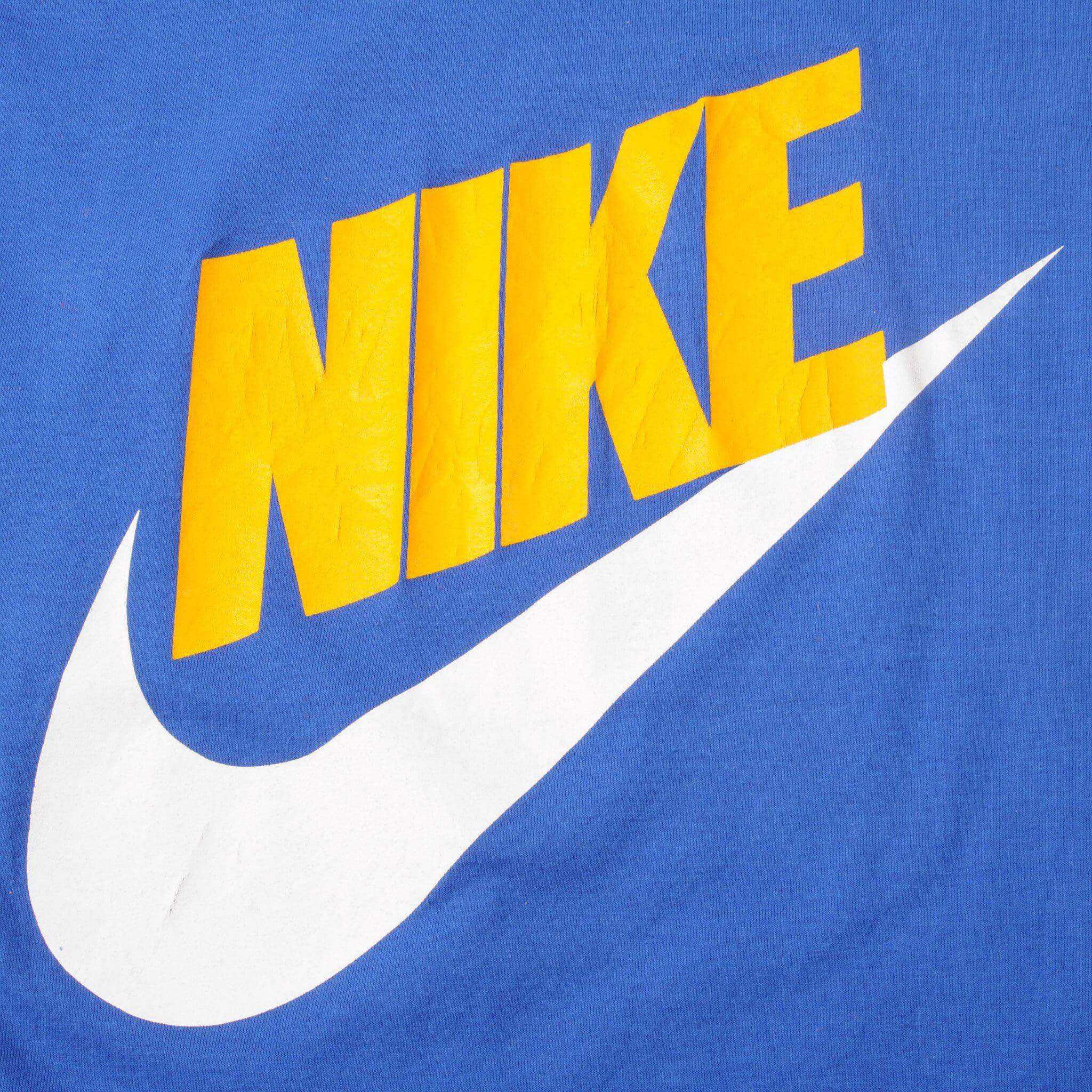 VINTAGE NIKE TEE SHIRT SIZE MEDIUM 1980s