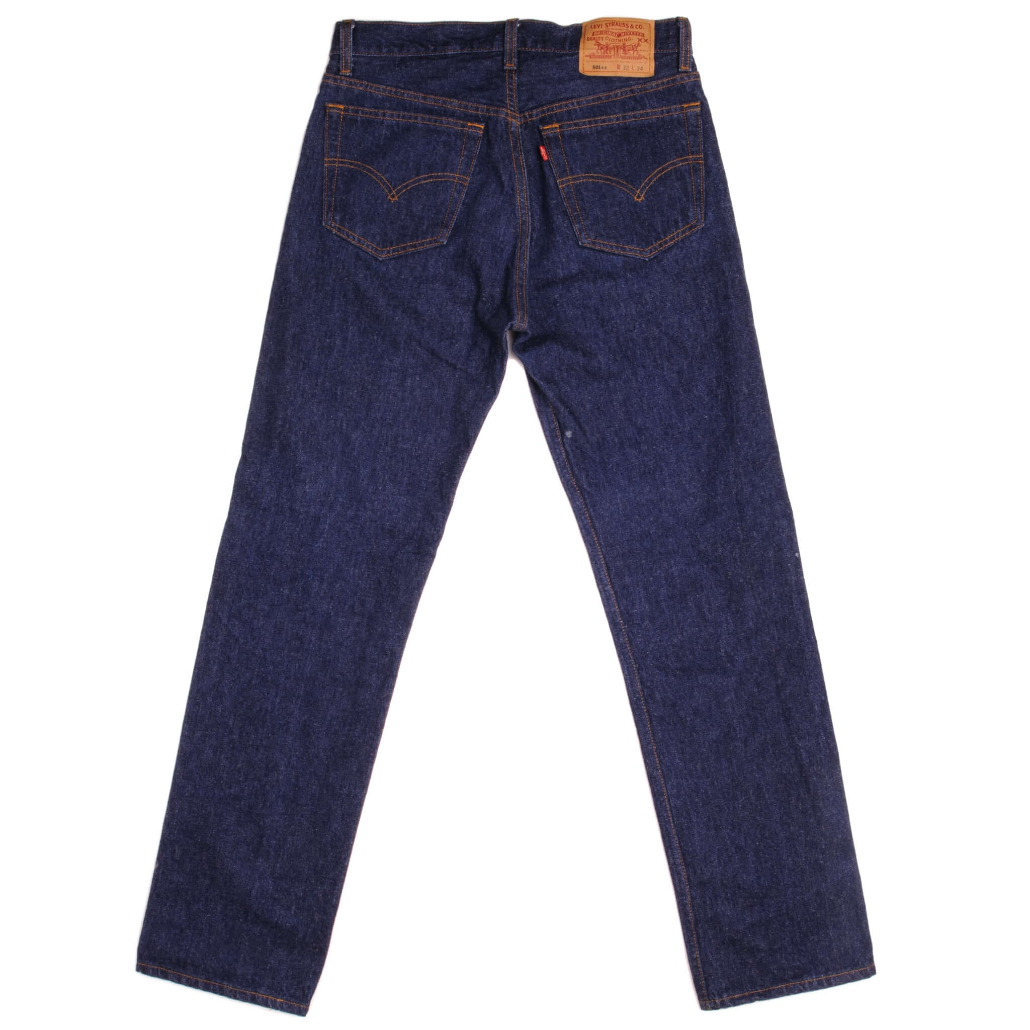 Beautiful Indigo Levis 501xx Jeans Made in USA with a very nice dark blue wash. Size 31x30.5 Back Button 552