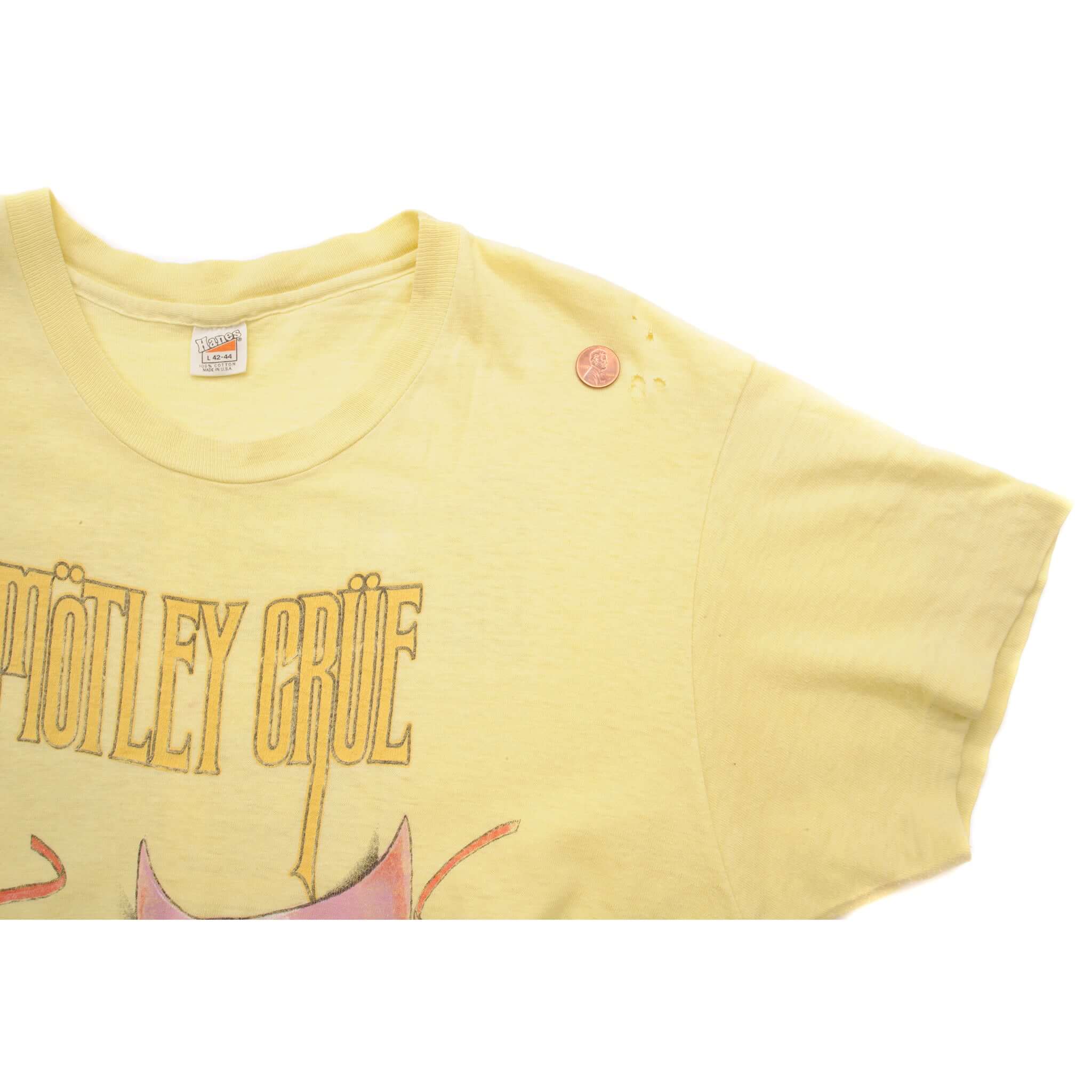 VINTAGE MOTLEY CRUE TEE SHIRT 1985 SIZE MEDIUM MADE IN USA