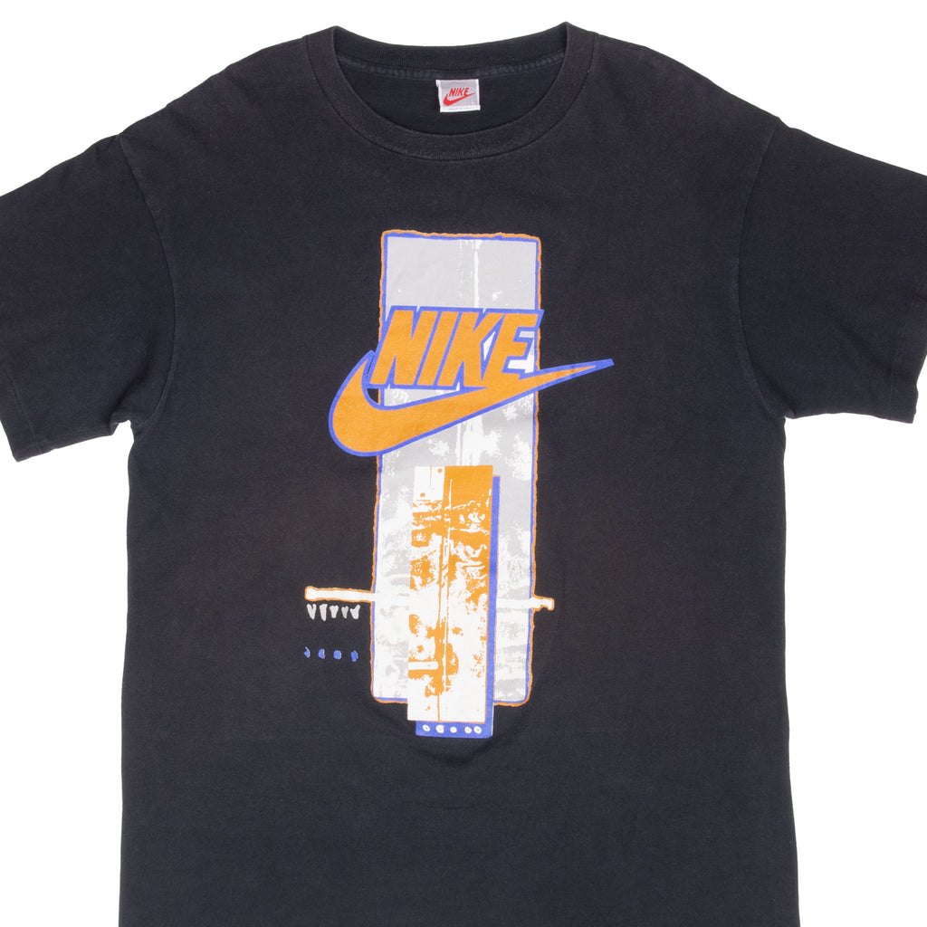Vintage Black Nike Spell out Tee Shirt 1987-1994 Size Large Made In USA With Single Stitch Sleeves