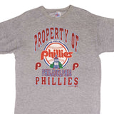 Vintage MLB Philadelphia Phillies Tee Shirt 1990 Size XL Made In USA with single stitch sleeves.