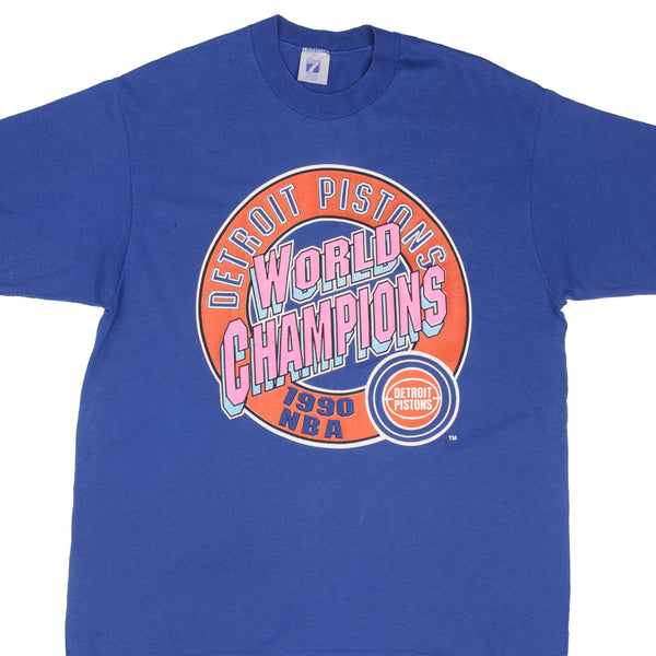 Vintage NBA Detroit Pistons NBA World Champions 1990 Tee Shirt Size Large Made In USA With Single Stitch Sleeves