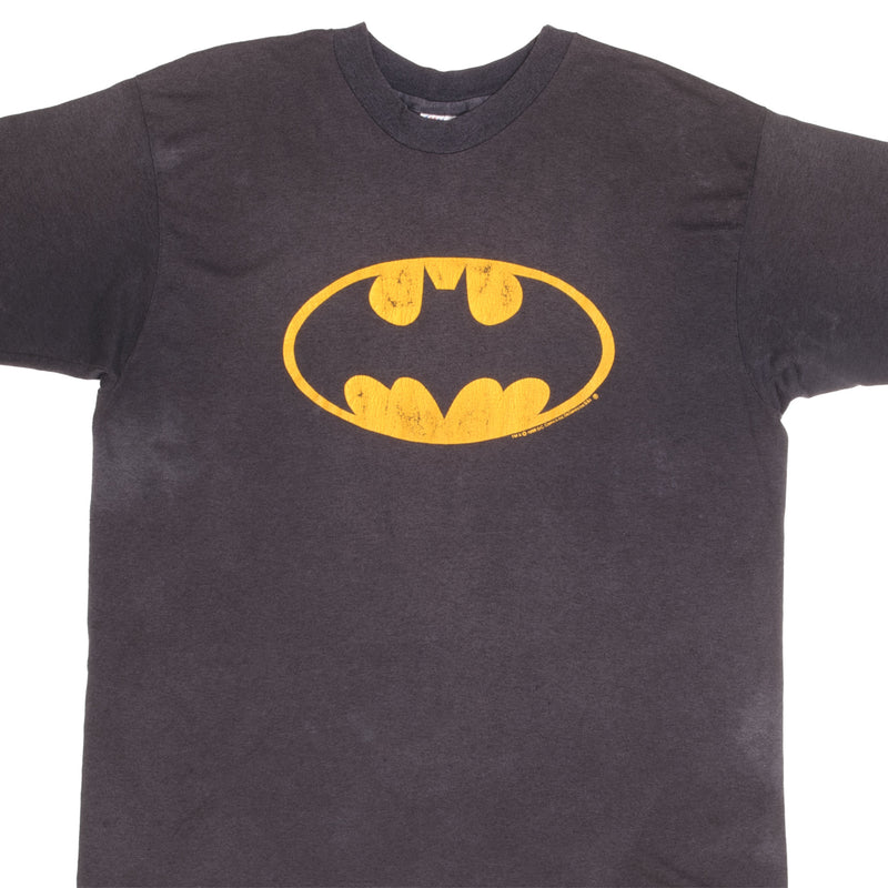 Vintage Dc Comics Batman Emblem Tee Shirt 1988 Size XL Made In USA With Single Stitch Sleeves.
