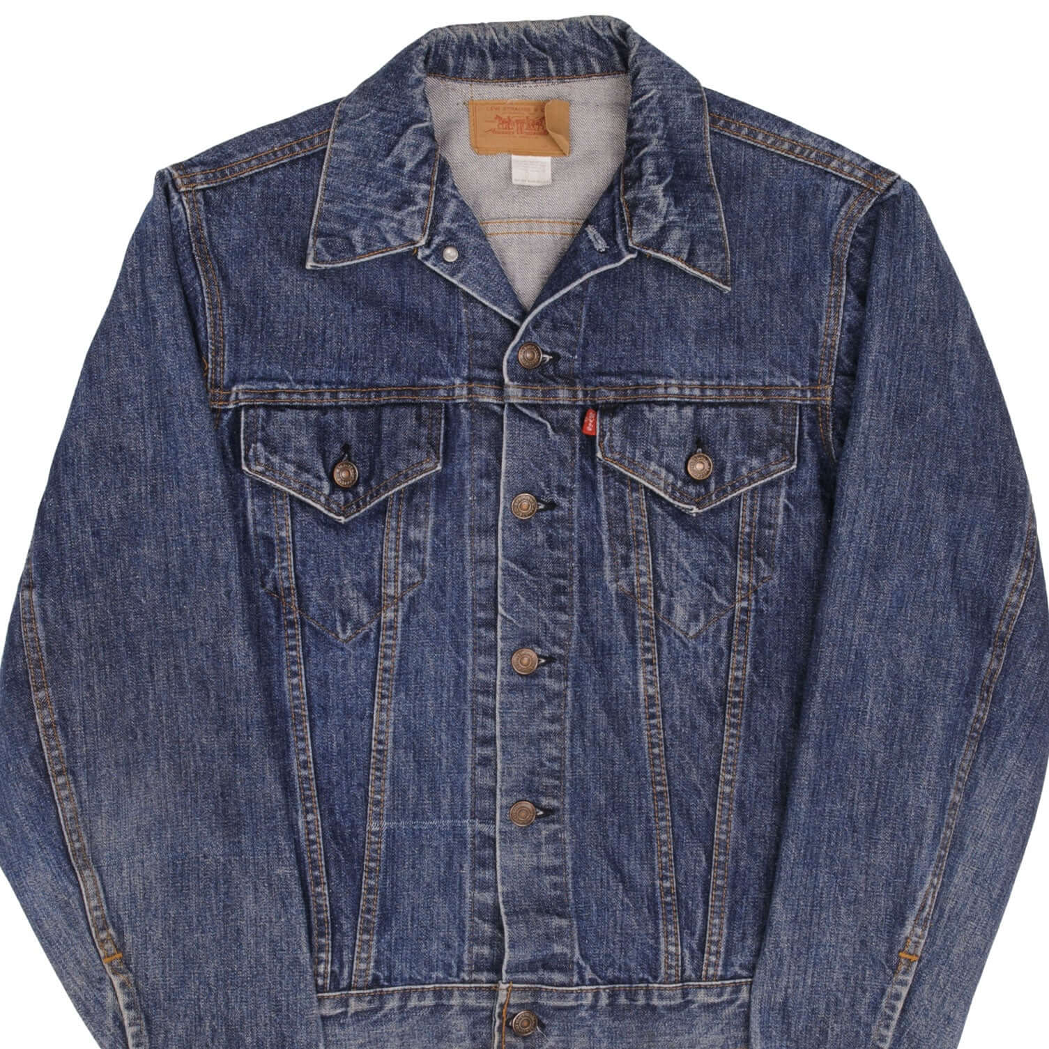 Beautiful Levis 1980S Type 3 Denim Jacket 2 pockets Single Stitch Size 40 With a Medium Wash Made in USA. Back Button #52