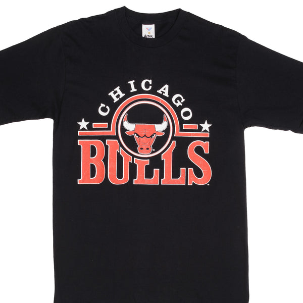 Vintage NBA Chicago Bulls 1990S Artex Tee Shirt Size Large Made In USA With Single Stitch Sleeves