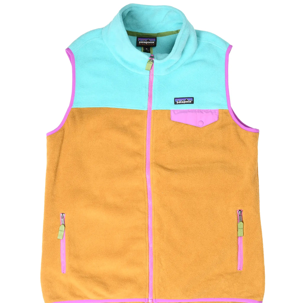 Front of Patagonia Synchilla fleece vest in turquoise and tan with pink trim and three zip pockets