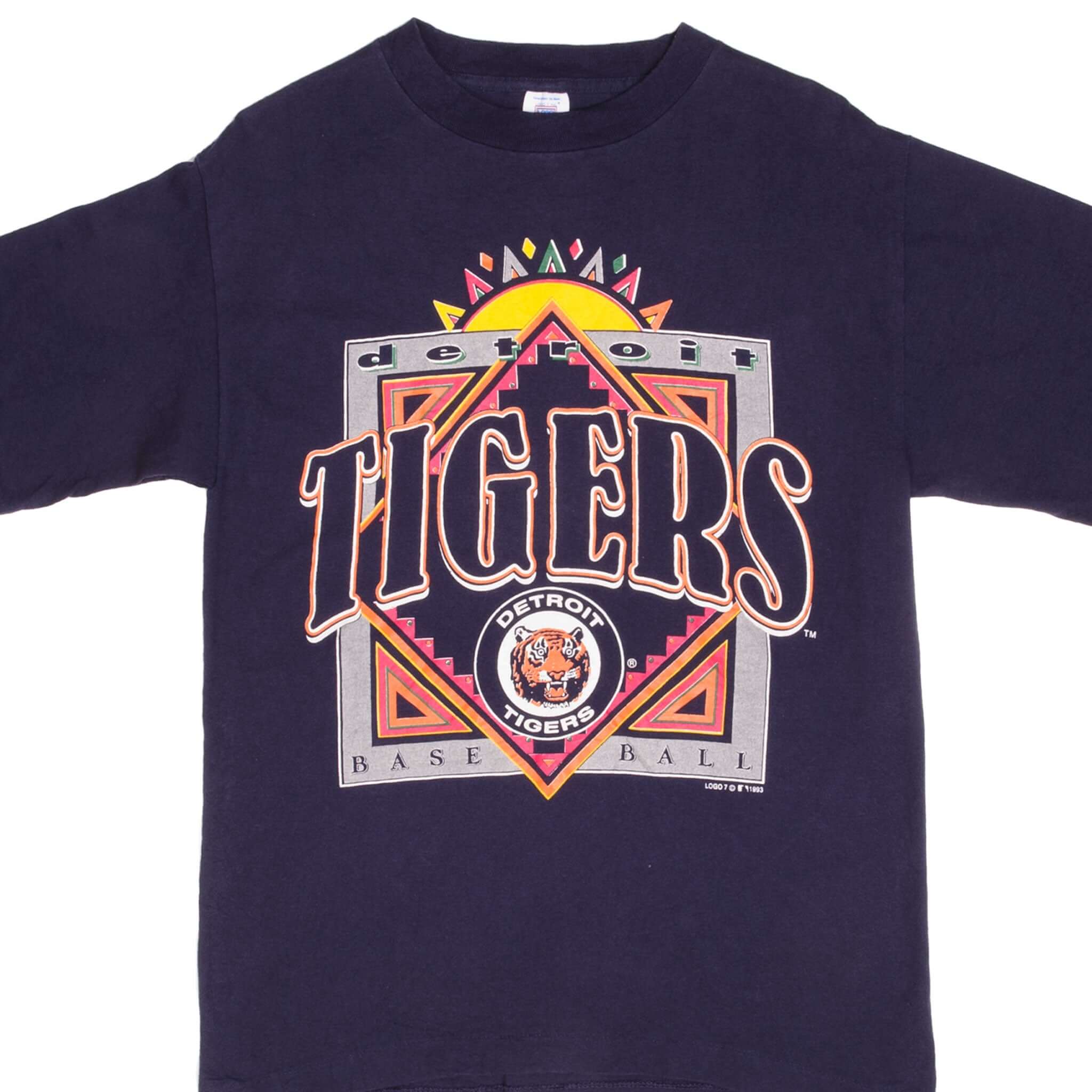 Vintage MLB Detroit Tigers Tee Shirt 1990S Size Medium Made In USA With Single Stitch Sleeves.
