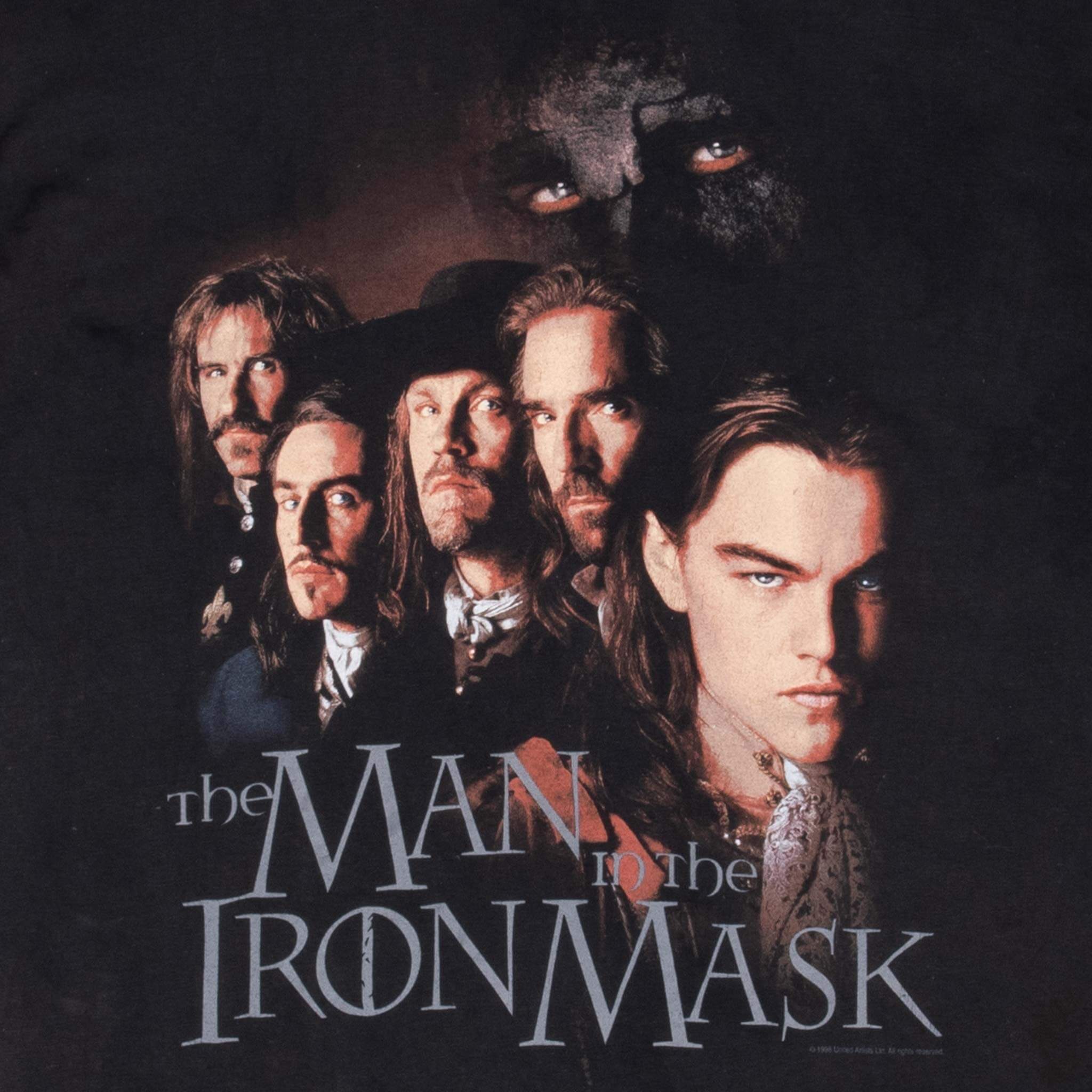 Vintage The Man In The Iron Mask 1998 Movie Tee Shirt Size Medium Made In Usa With Single Stitch Sleeves