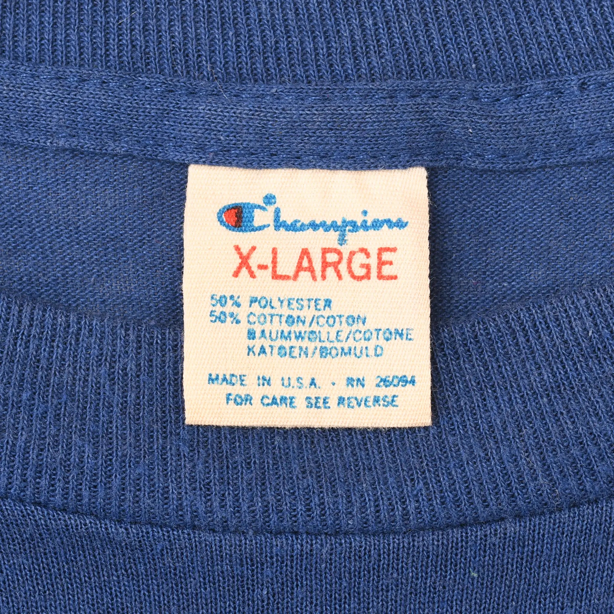 Champion XL neck tag inside blue New York Giants T-shirt