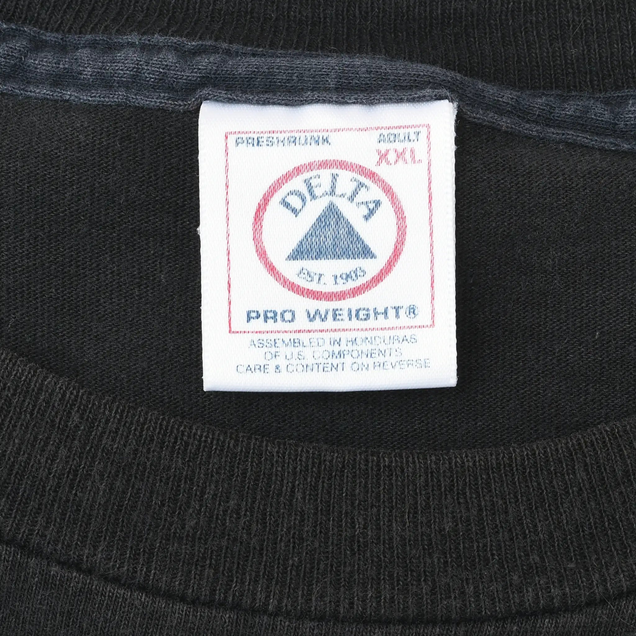Delta Pro Weight XXL neck tag on black Diamond Rio T-shirt