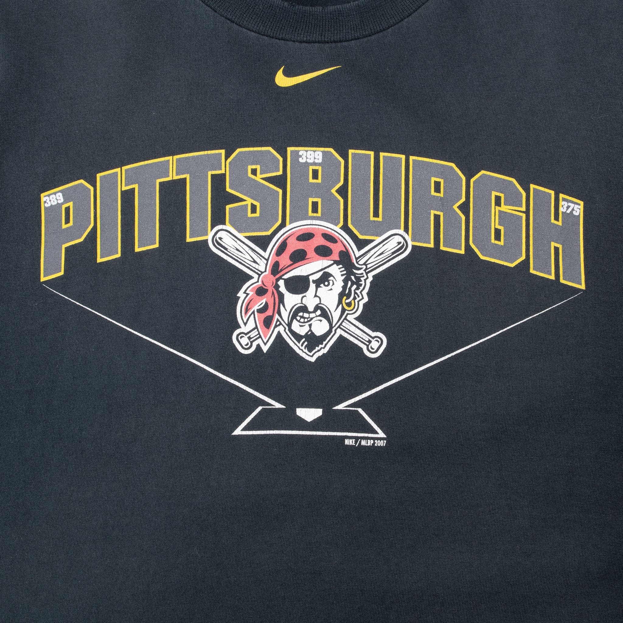 VINTAGE NIKE MLB PITTSBURGH PIRATES CENTER SWOOSH 2007 TEE SHIRT SIZE XL