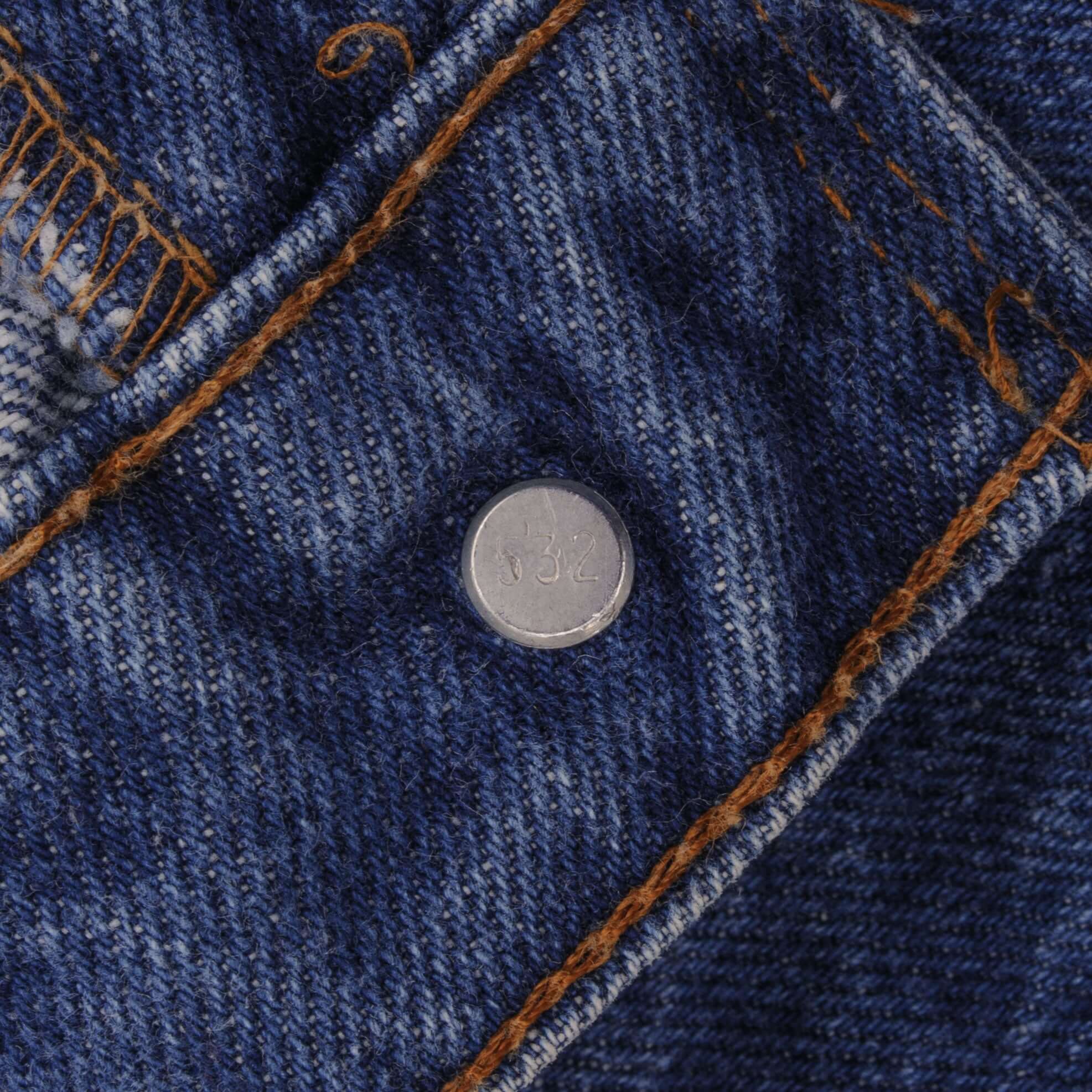 Beautiful Indigo Levis 505 Jeans Made in USA with Medium wash  Size on Tag 33X36  Actual Size 32X36  Back Button #532
