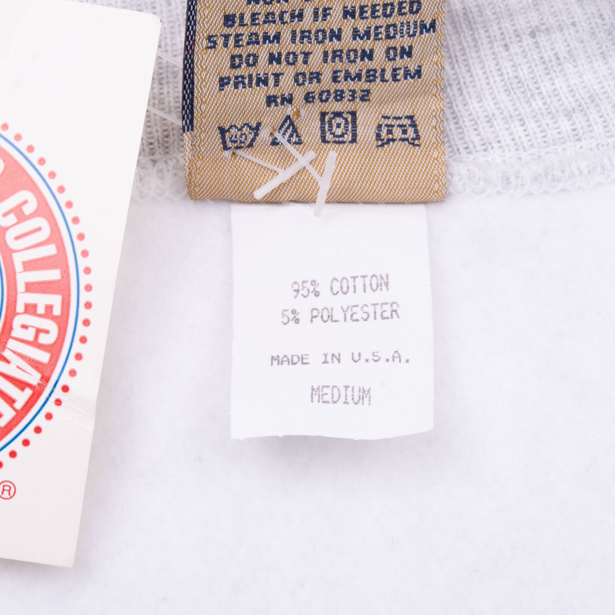 Vintage NCAA UNC North Carolina Tarheels 1995 Reverse Weave Sweatshirt Size Medium Made In USA Deadstock