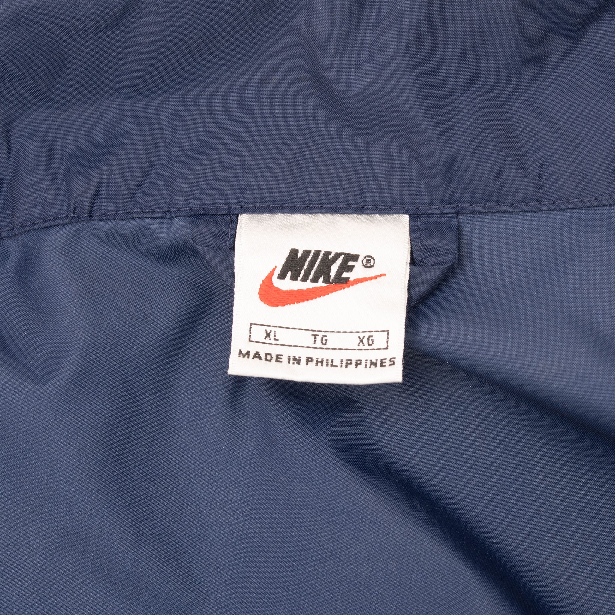 VINTAGE NIKE BIG SWOOSH NAVY BLUE WINDBREAKER JACKET 1990S XL