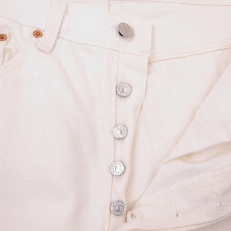 Beautiful White Levis 501 Jeans 1980s Made in USA   Size on tag 33X34 Back Button #520