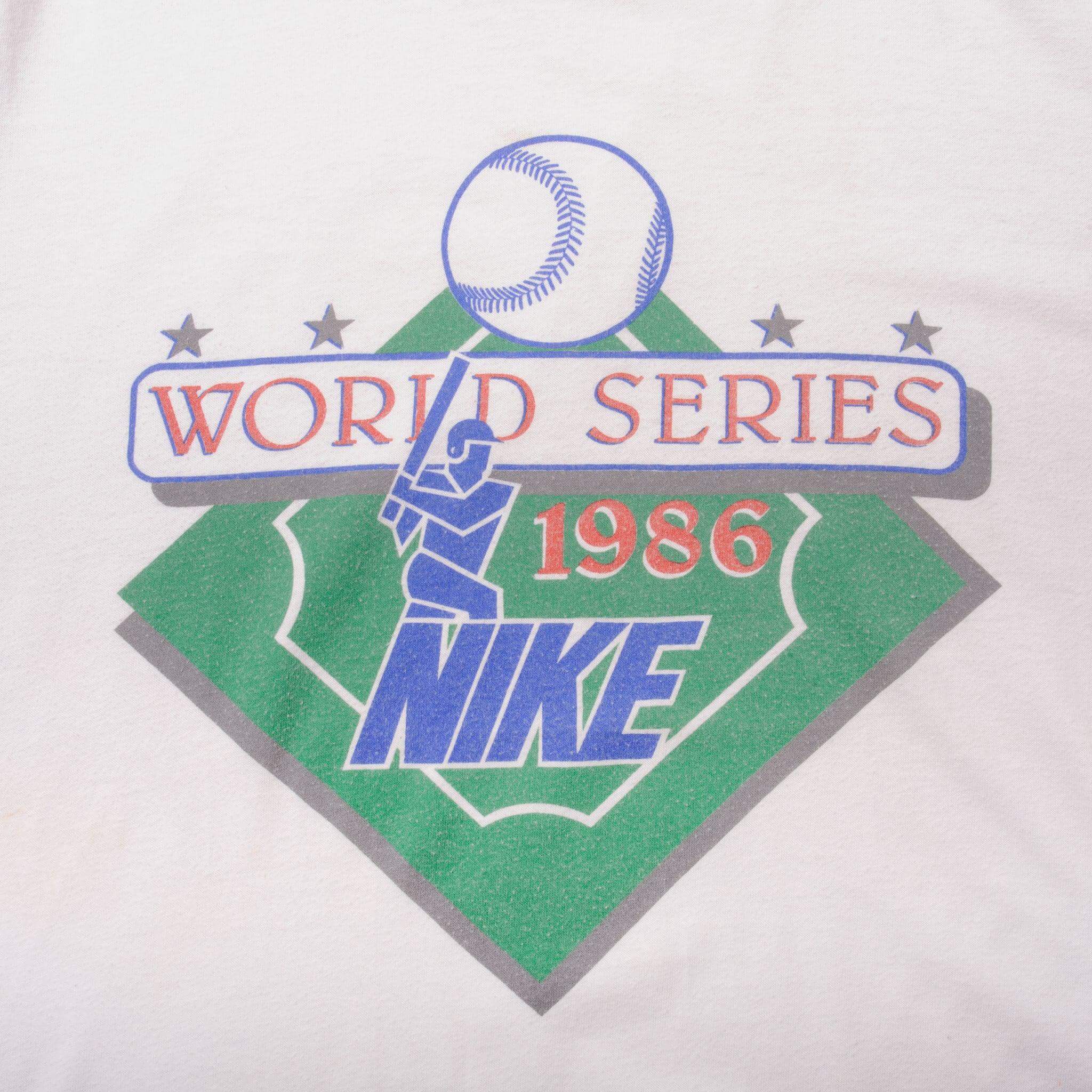 Vintage White Nike Tee Shirt 1986 Size L Made In USA With Single Stitch Sleeves. Nike Blue Label.