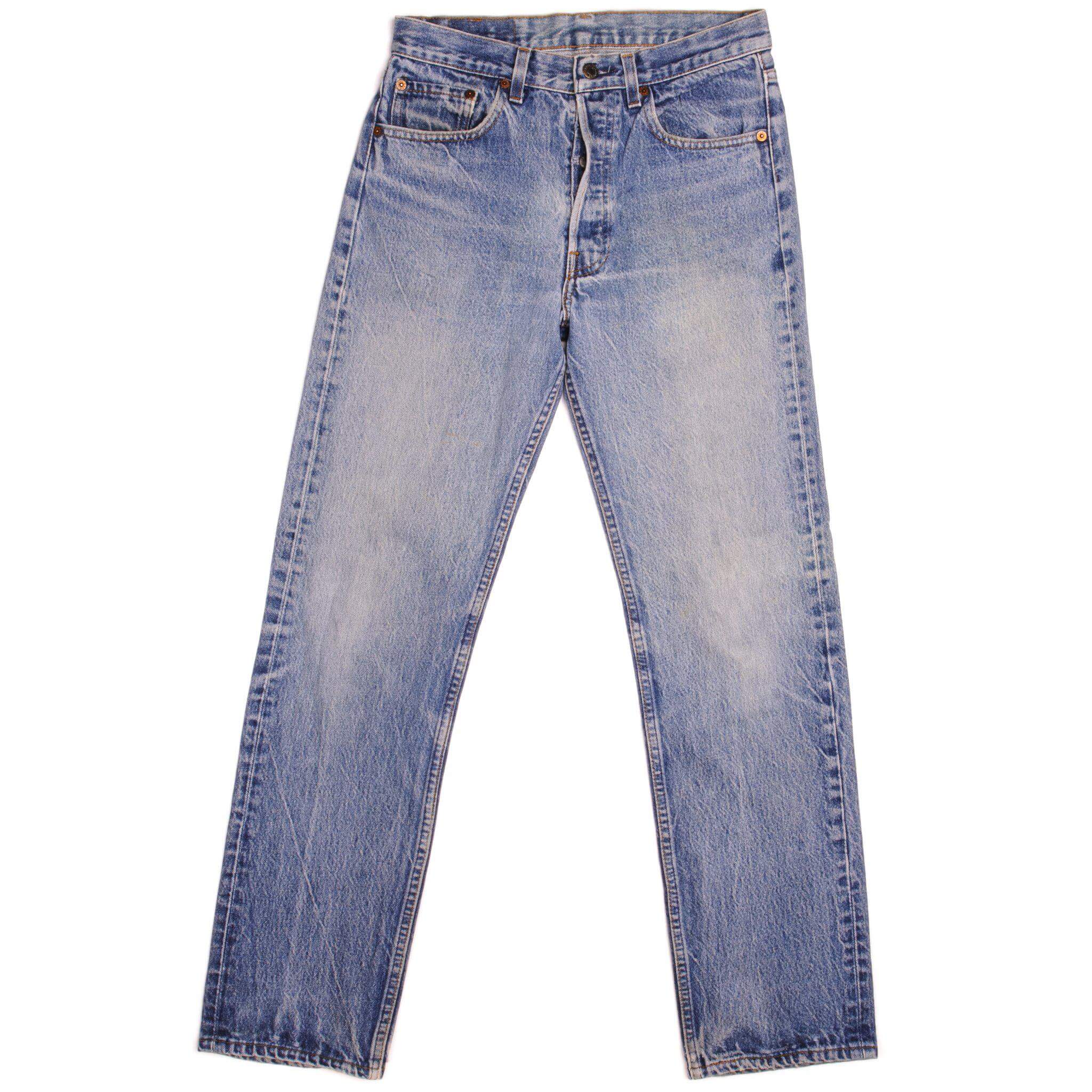 Beautiful Indigo Levis 501 Jeans 1985-1988 Made in USA with a medium blue wash and a nice contrast of light and medium blue and some nice whiskers.  Size on Tag 30X32  ACTUAL SIZE 30X30  Back Button #524