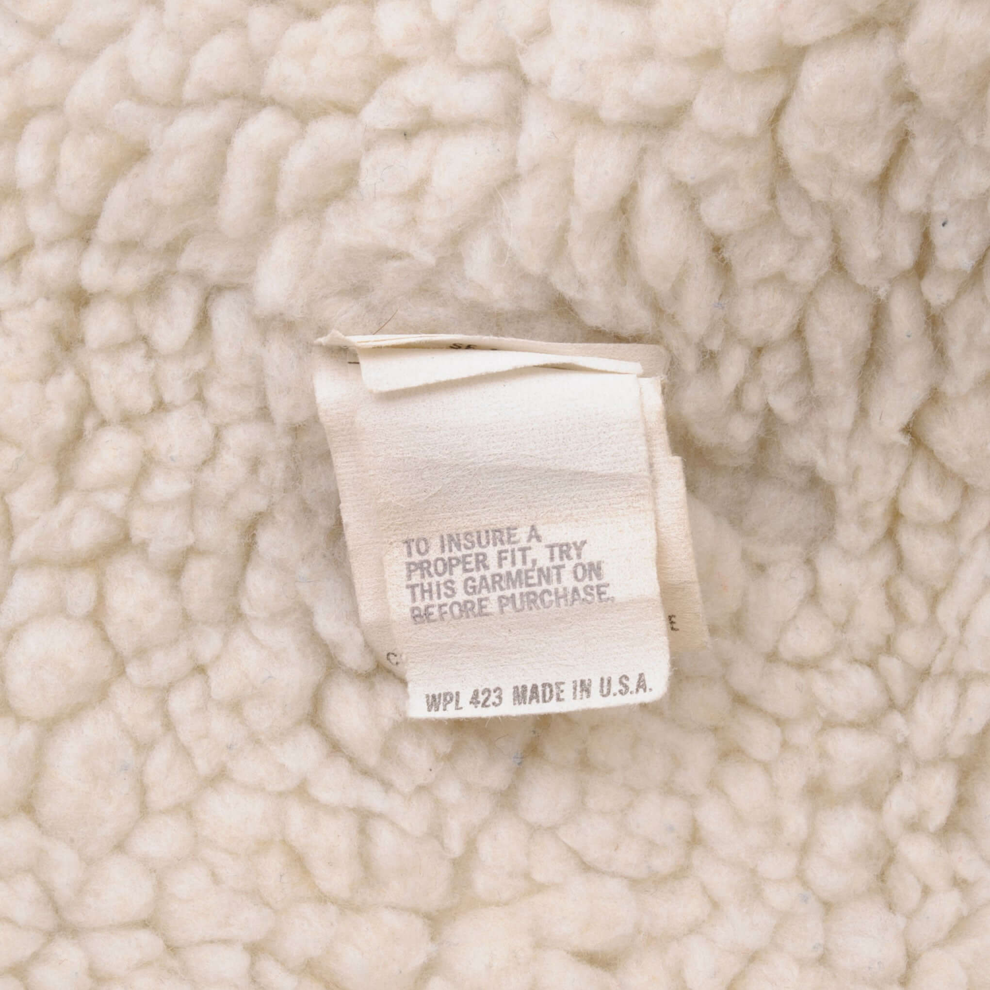 VINTAGE LEVIS SHERPA TRUCKER DENIM JACKET 1980S SIZE 48L MADE IN USA