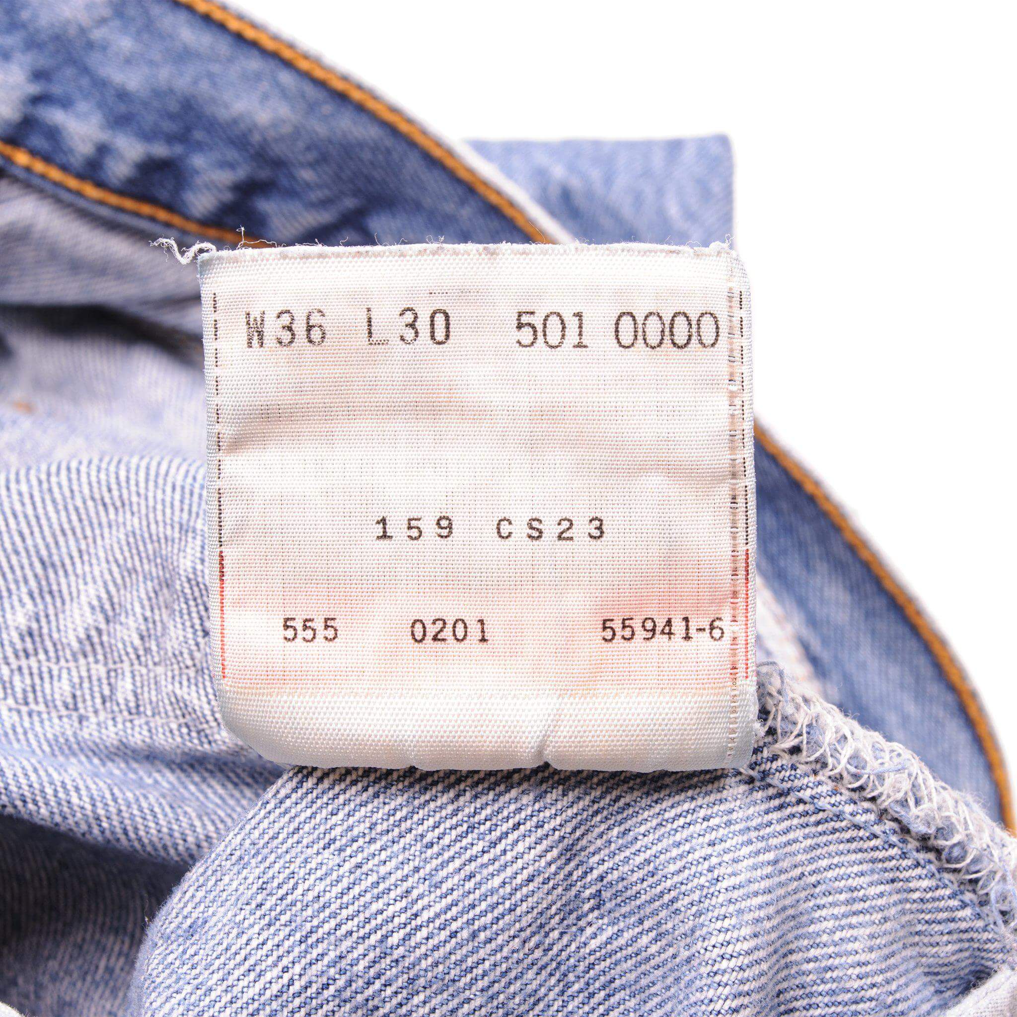 Vintage Label Tag Levi's Jeans 1990s