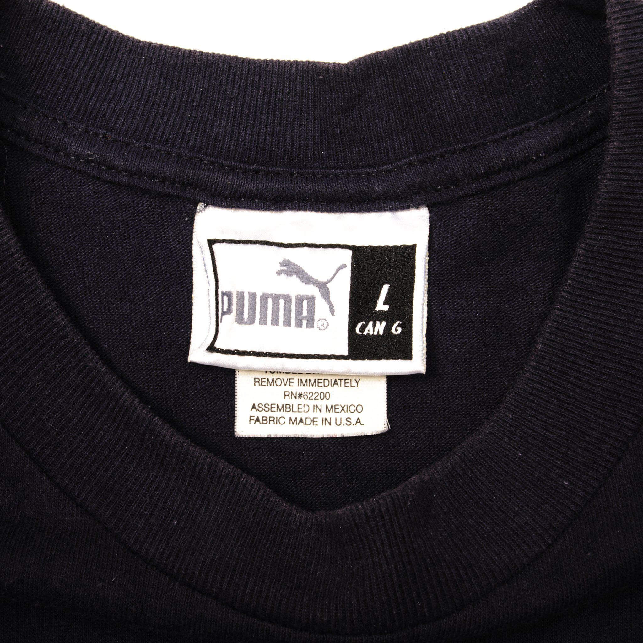 VINTAGE PUMA TEE SHIRT SIZE LARGE 1990s