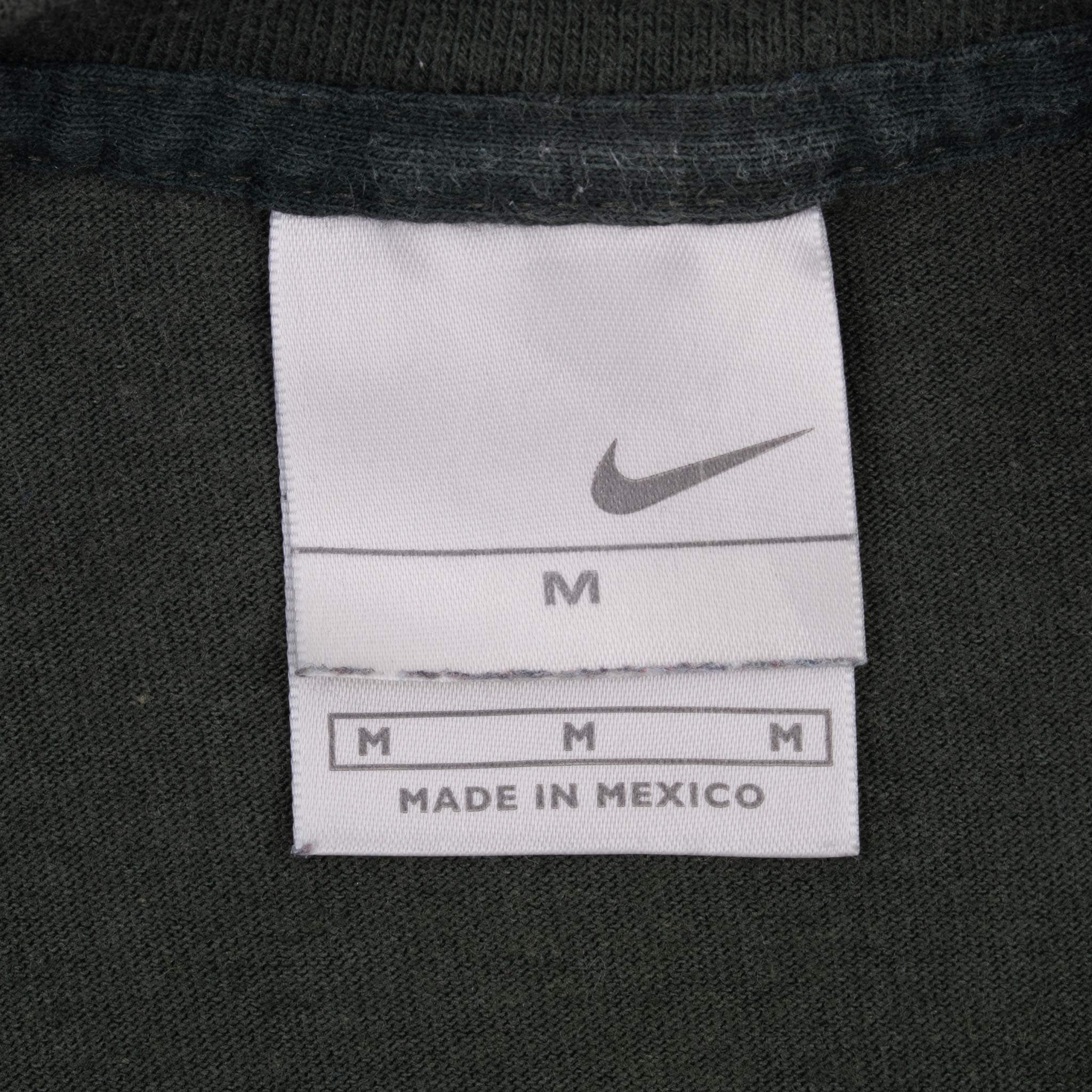 Vintage Nike Small Swoosh Embroidered Green Tee Shirt 2000S Size Medium