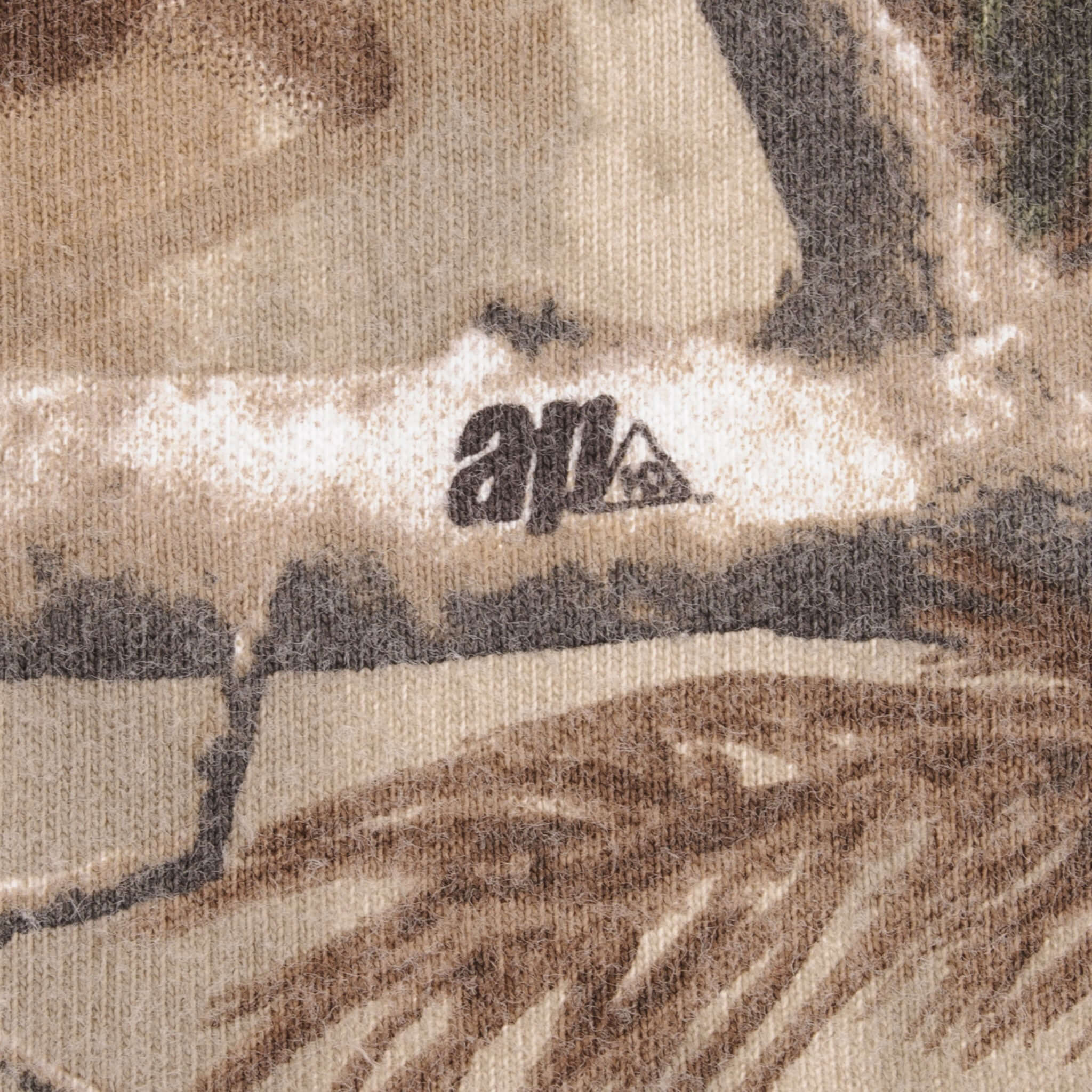 Vintage Hunting Realtree Ap Hd Camo Long Sleeve Pocket Tee Shirt 2000S Size Large