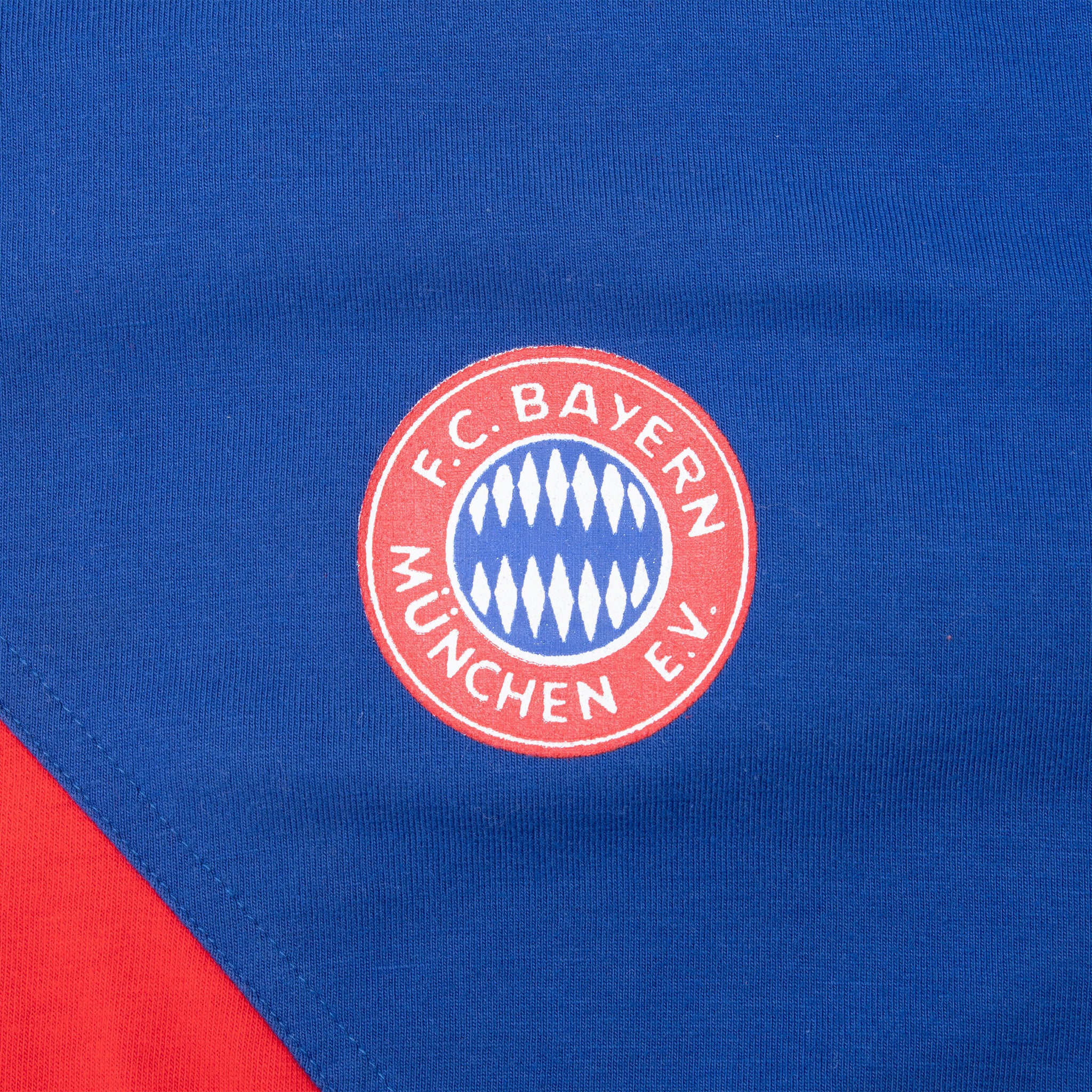VINTAGE ADIDAS BAYERN MUNICH SOCCER TEE SHIRT 1990S SIZE LARGE