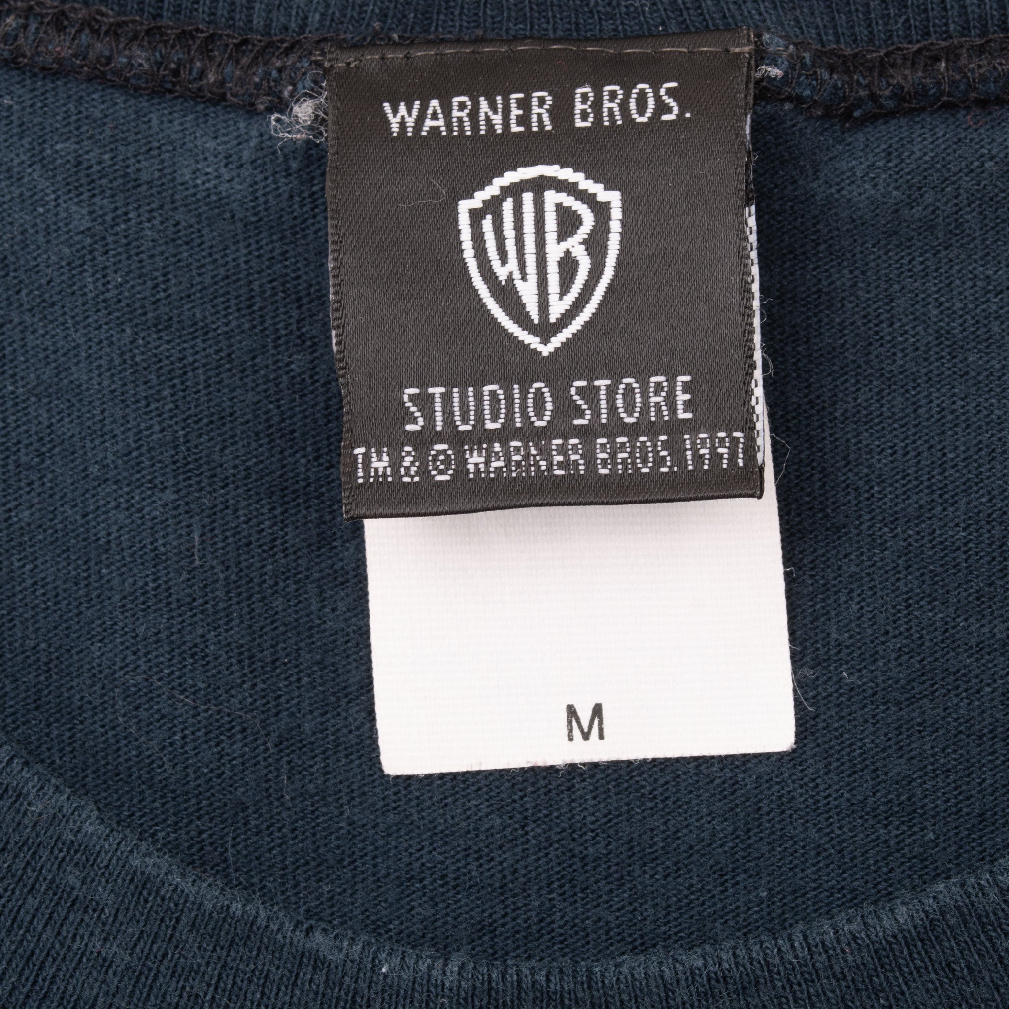 Vintage Dc Comics Batman Emblem Tee Shirt 1997 Size Medium Made In USA With Single Stitch Sleeves