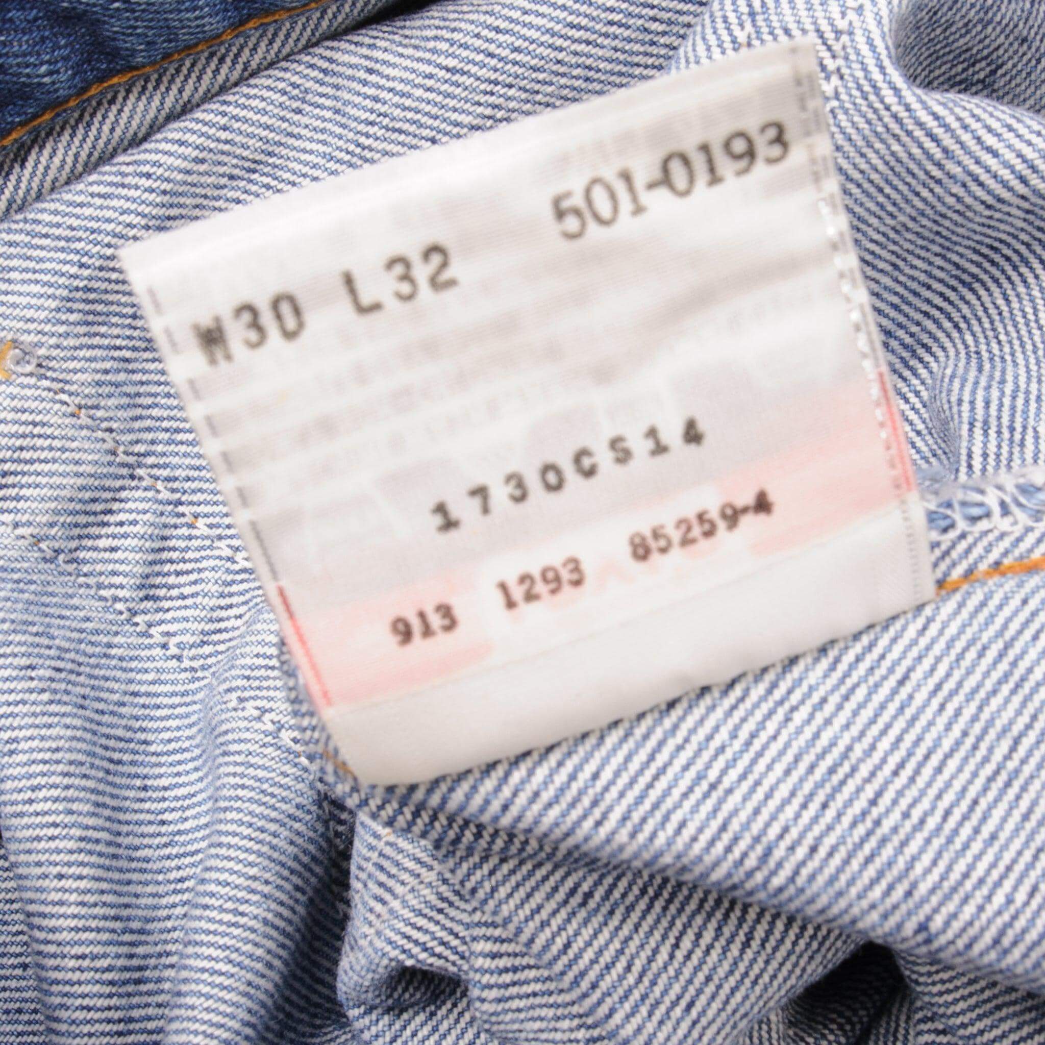 Beautiful Indigo Levis 501 Jeans 1990's Made in USA.  Size on Tag 30X32 Back Button #913