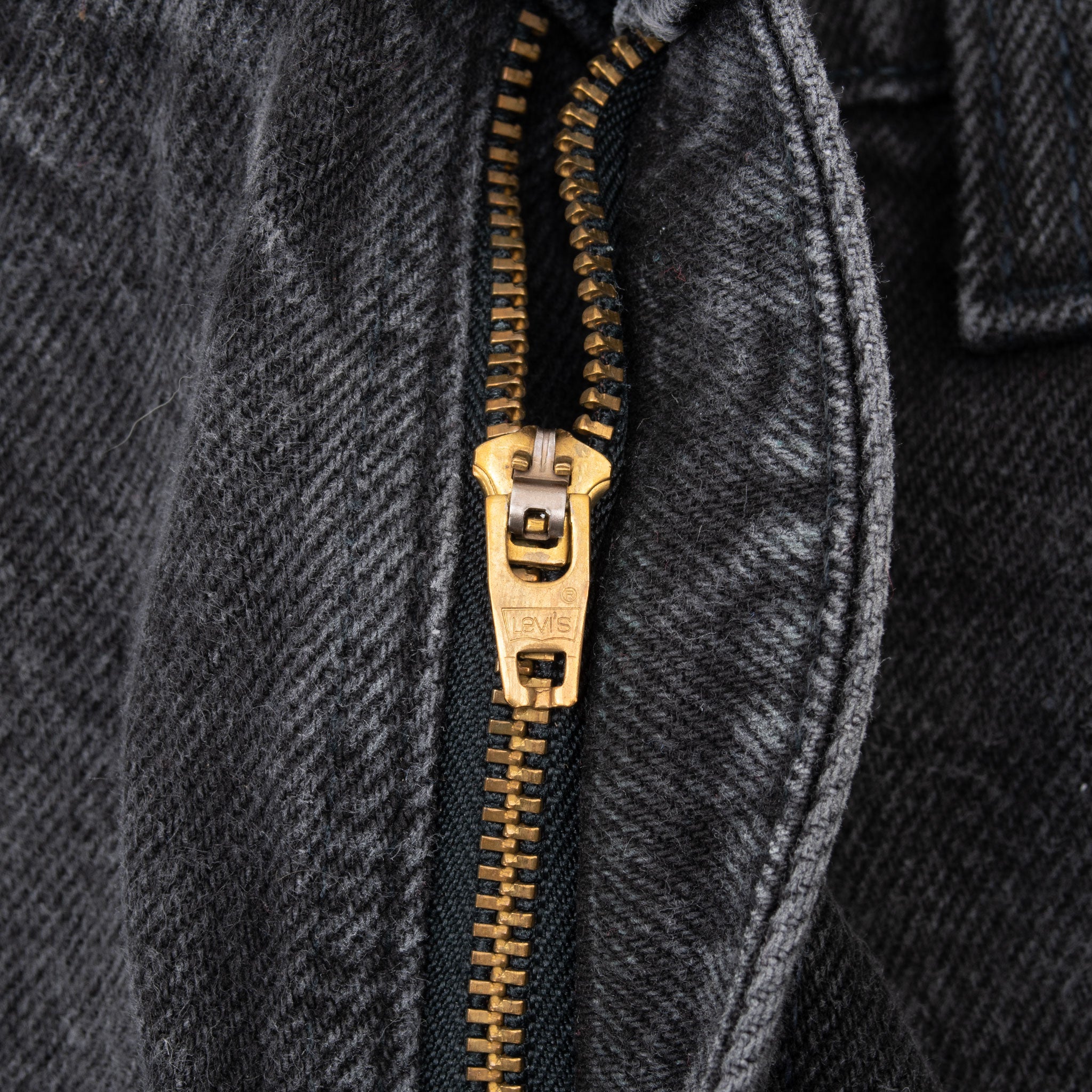 VINTAGE LEVIS 550 BLACK JEANS 1980S SIZE 32X29 MADE IN USA