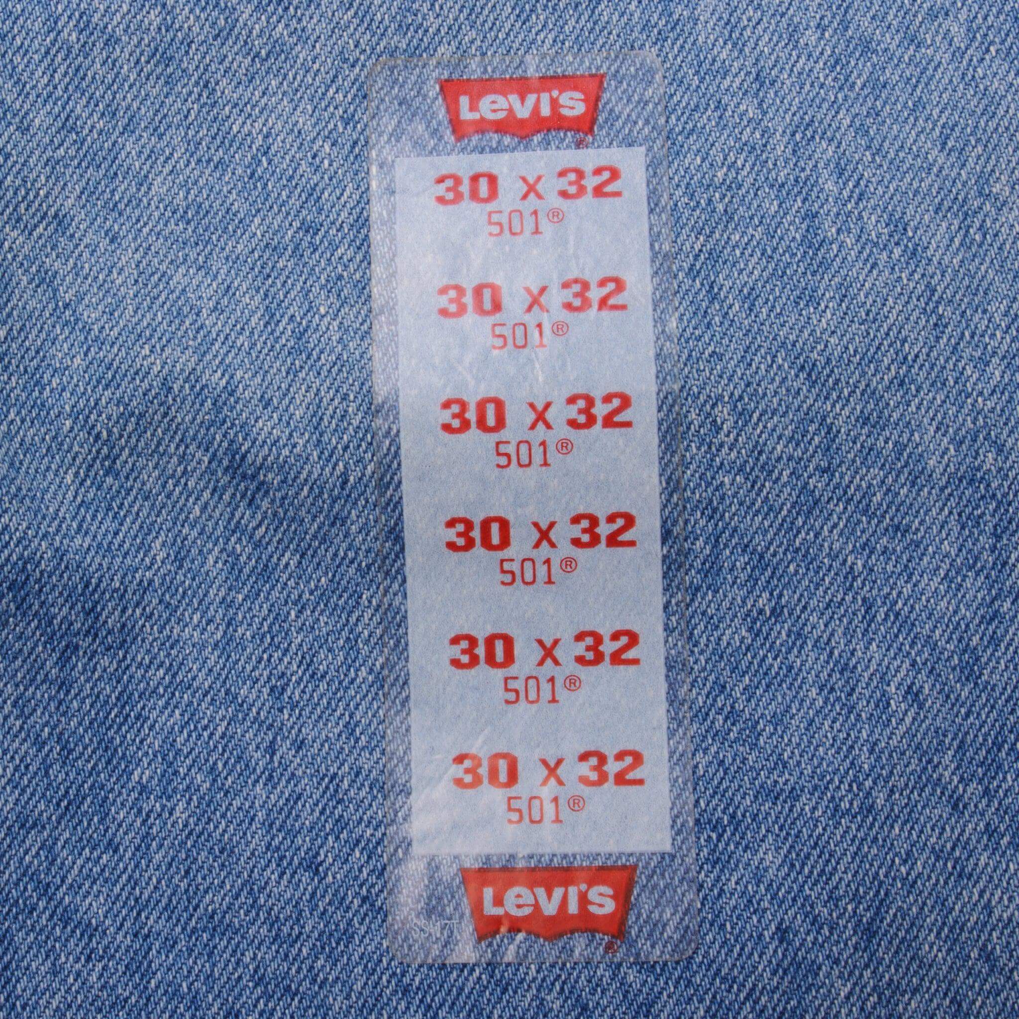 VINTAGE LEVIS 501 JEANS 1993 SIZE 30X32 W30 L32 MADE IN USA DEADSTOCK