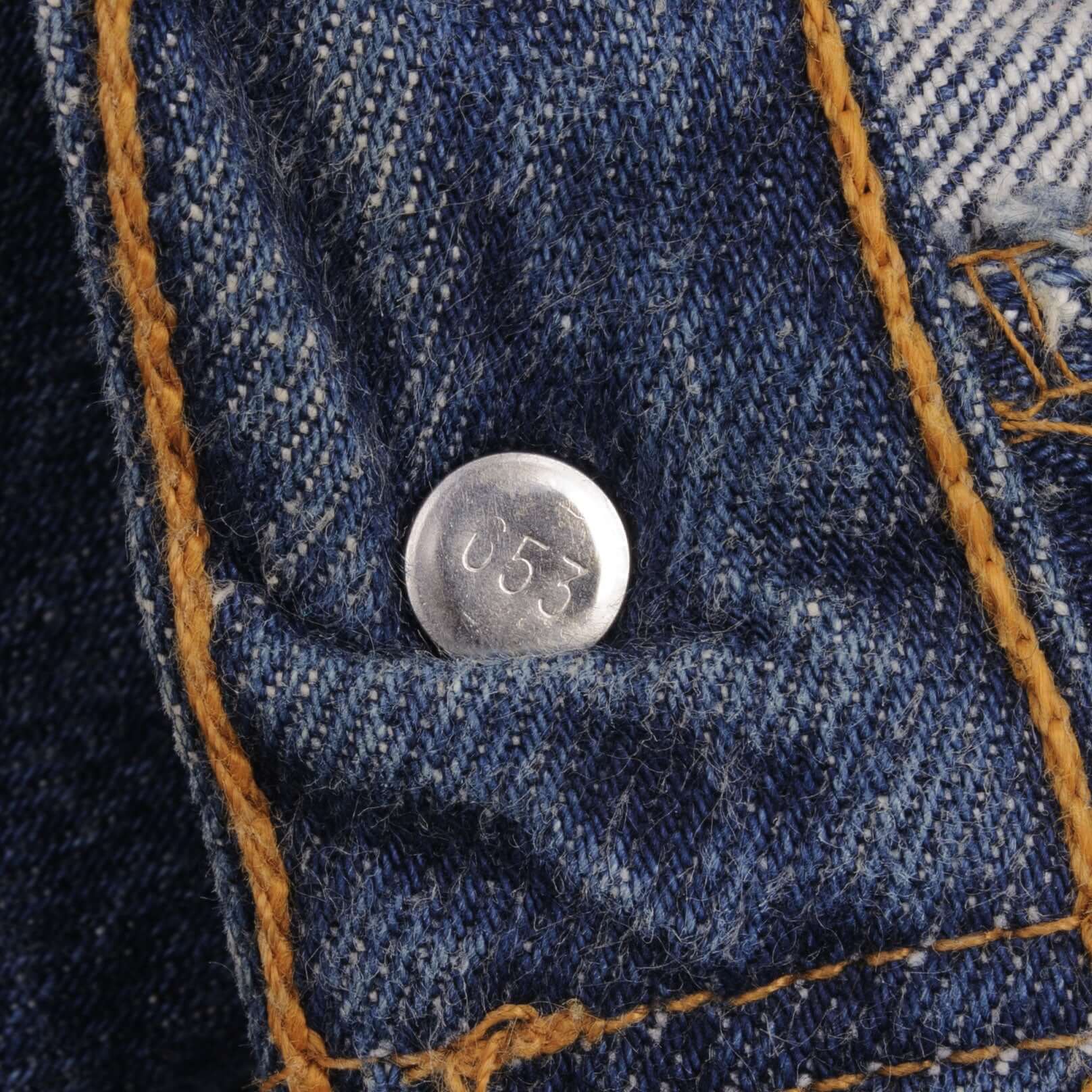 VINTAGE LEVIS 501 INDIGO JEANS 1990S SIZE 32X32 MADE IN USA