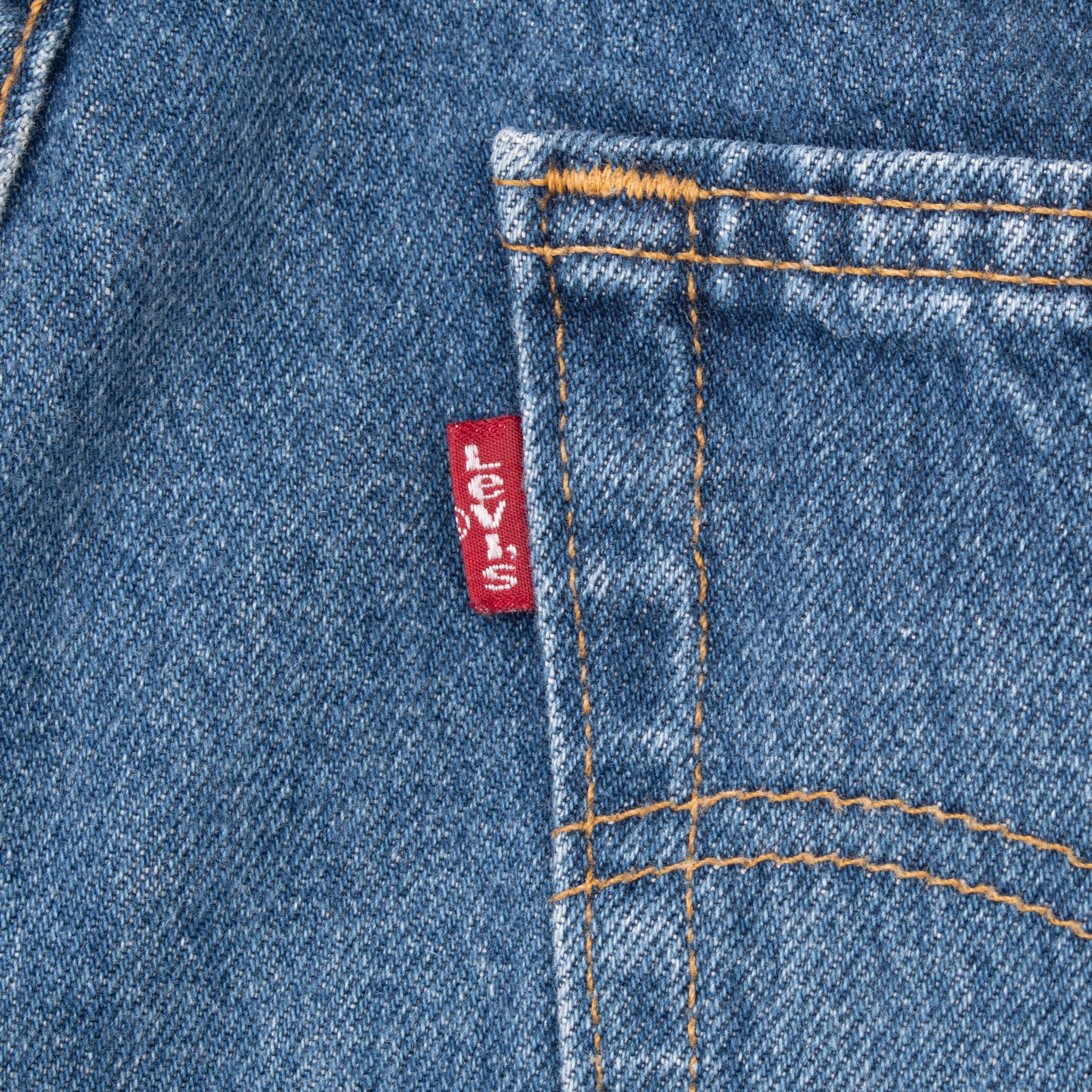 Vintage Levis 501 Blue Indigo Jeans 1990S Size W32 L30 Made In Usa With Medium Wash

Size on tag 34X30 Actual Size 32x30

Back Button #511M