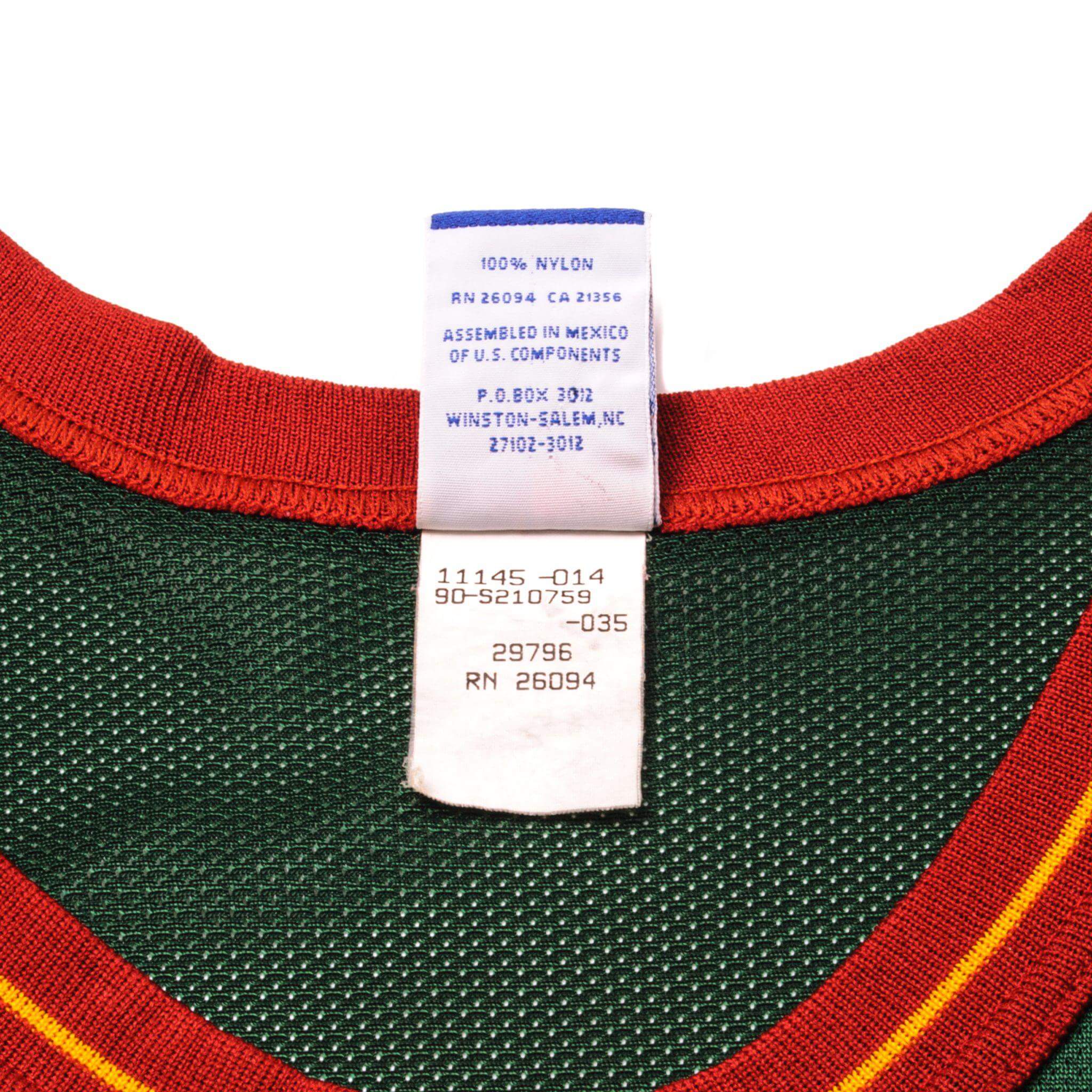 Vintage Label Tag Champion 1990s