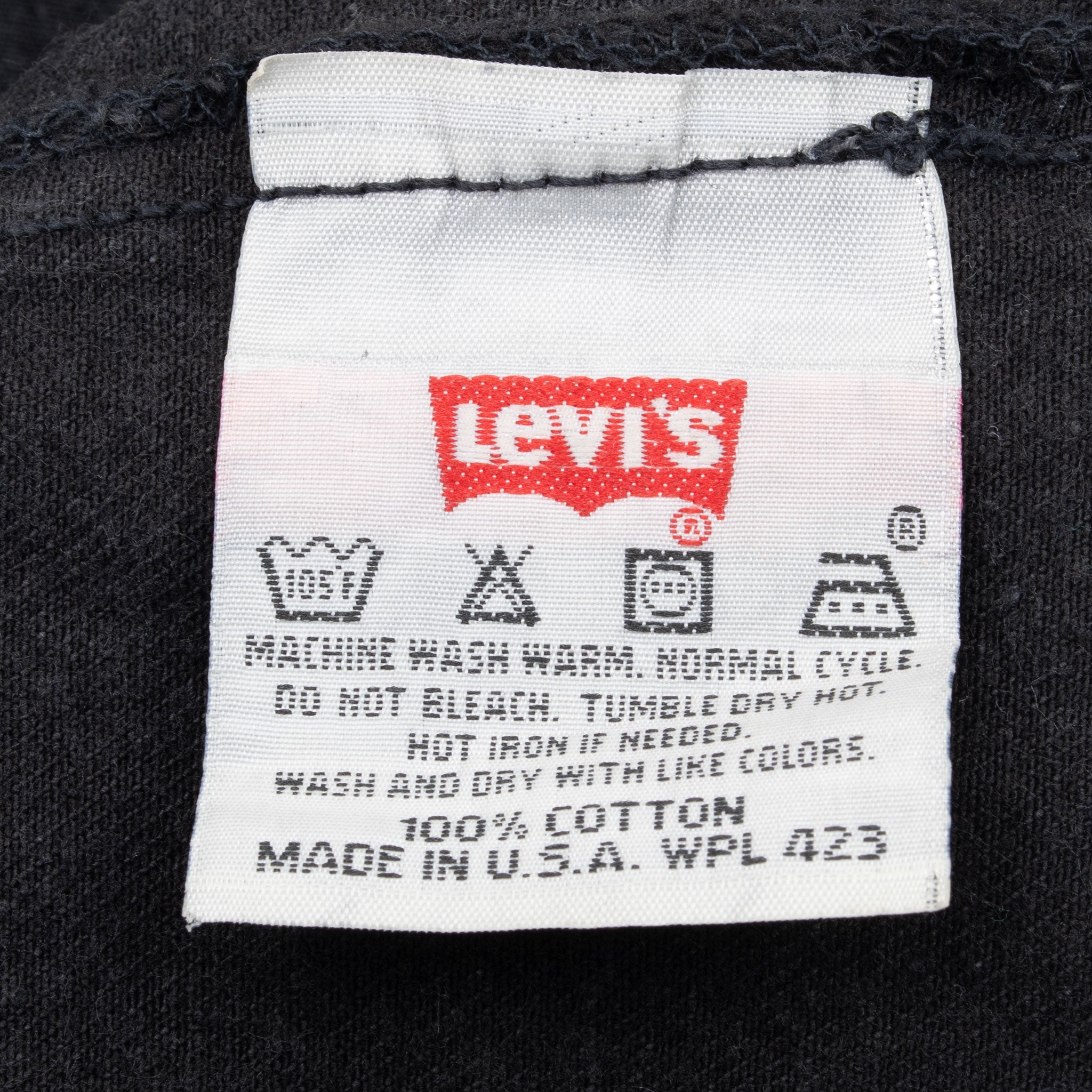 Vintage Levis 501 Black Jeans 1990S Size 38X30 Made In Usa

Size On Tag 40X30 Actual Size 38X30

Back Button #544


