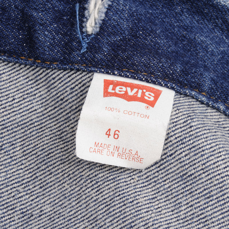 Beautiful Vintage Levis Type 3 Jacket With a Dark Wash 4 Pockets 1980S Made In USA Size 46. 70506 0216