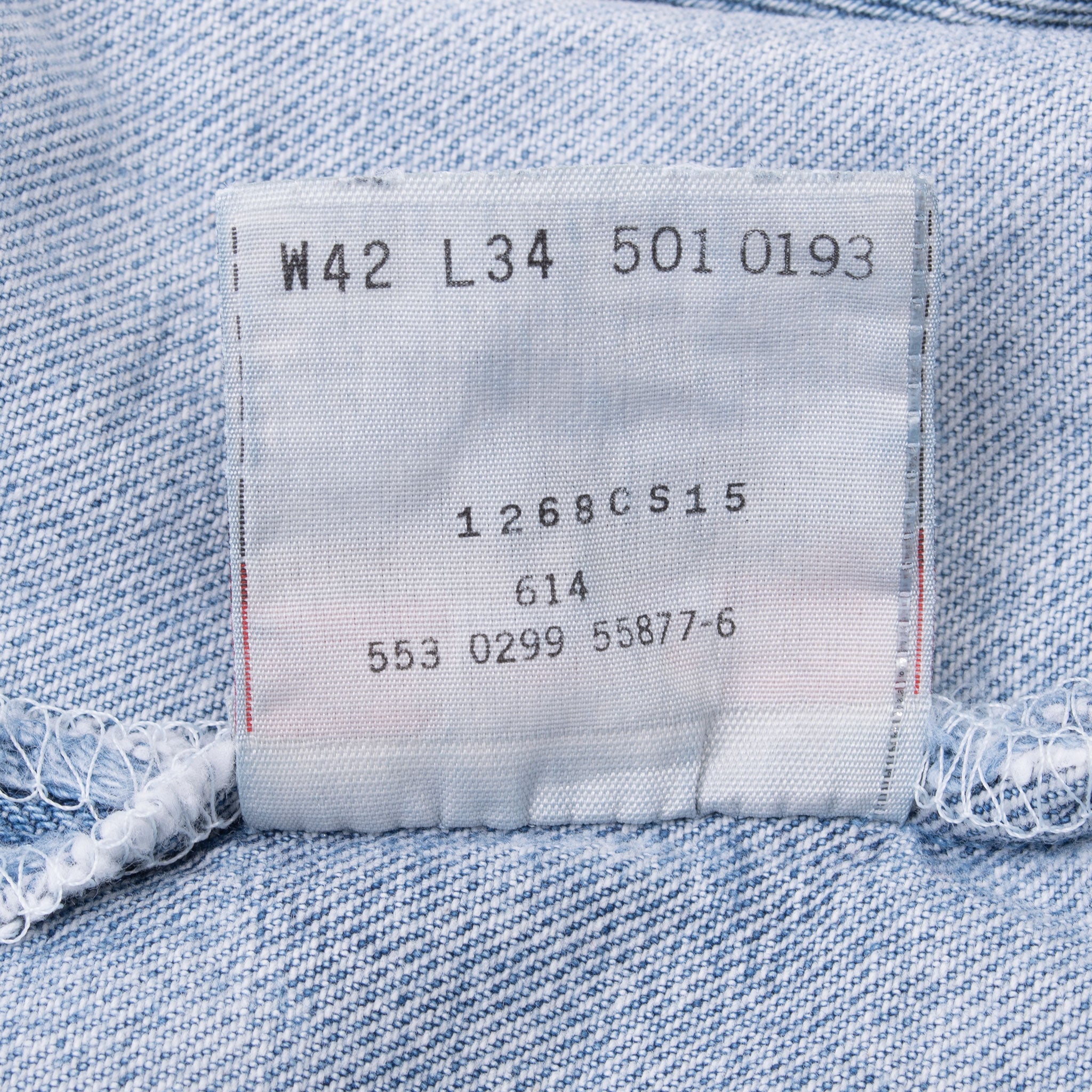 Beautiful Vintage Black Levis 501 Jeans Size 40X34 Made in USA With A Light Wash

Size on Tag 42X34 Actual Size 40X34

Back Button #553


