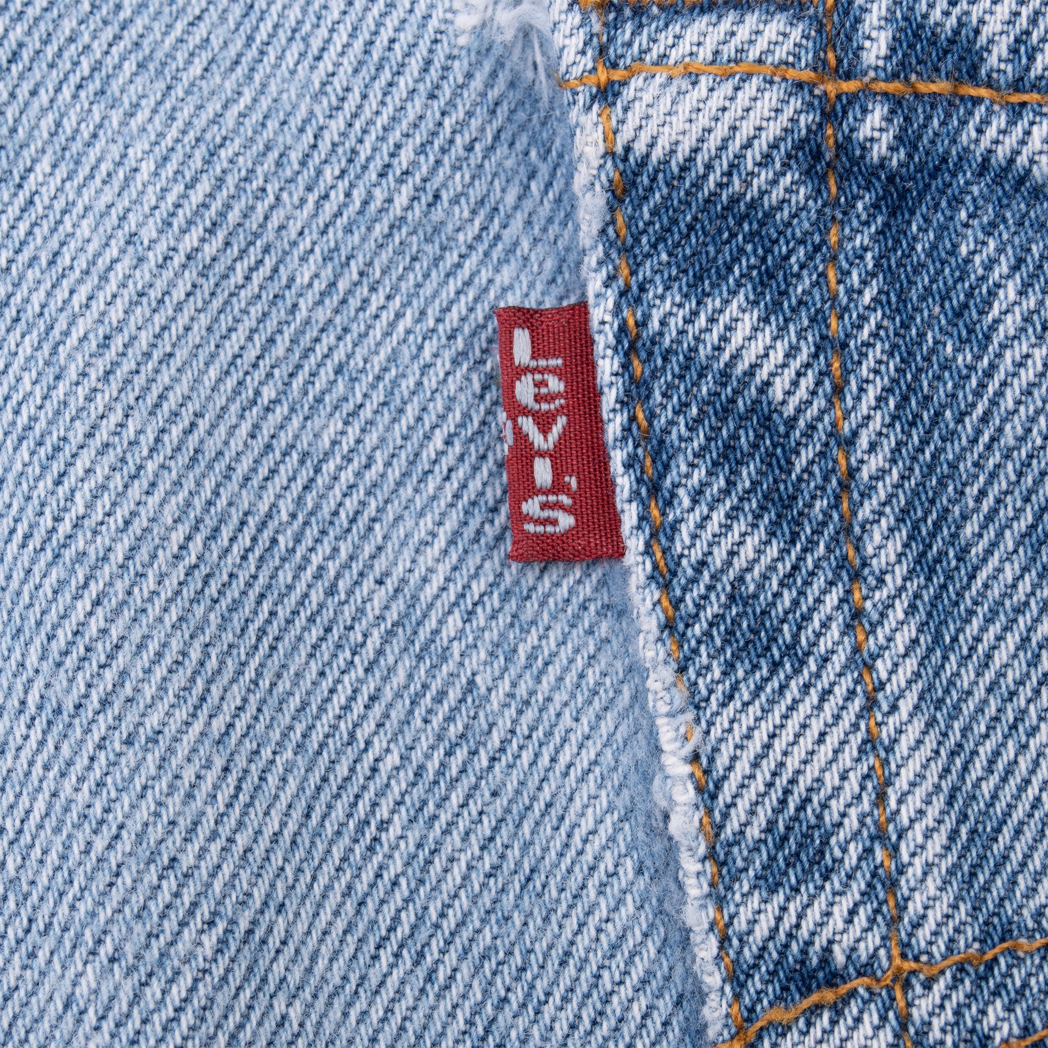 Beautiful Vintage Black Levis 501 Jeans Size 40X34 Made in USA With A Light Wash

Size on Tag 42X34 Actual Size 40X34

Back Button #553


