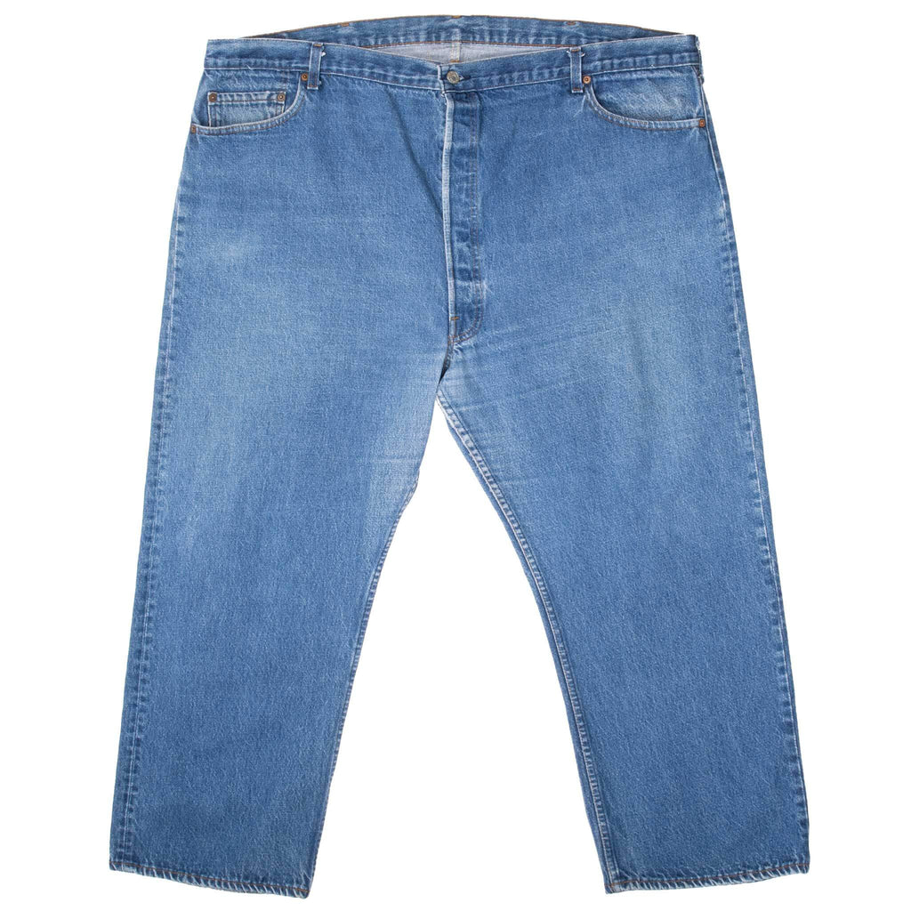 Beautiful Indigo Levis 501 Jeans 1980s Made in USA with Medium Wash

Size on tag 52X32 actual size 47X27

Back Button #524